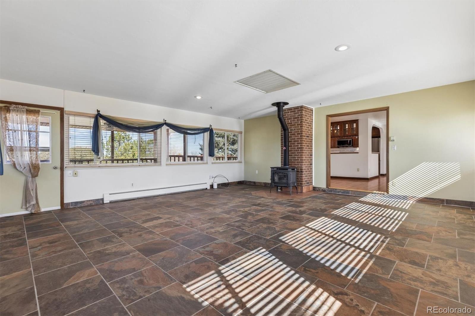 MLS Image #18 for 8539 e kenyon avenue,denver, Colorado