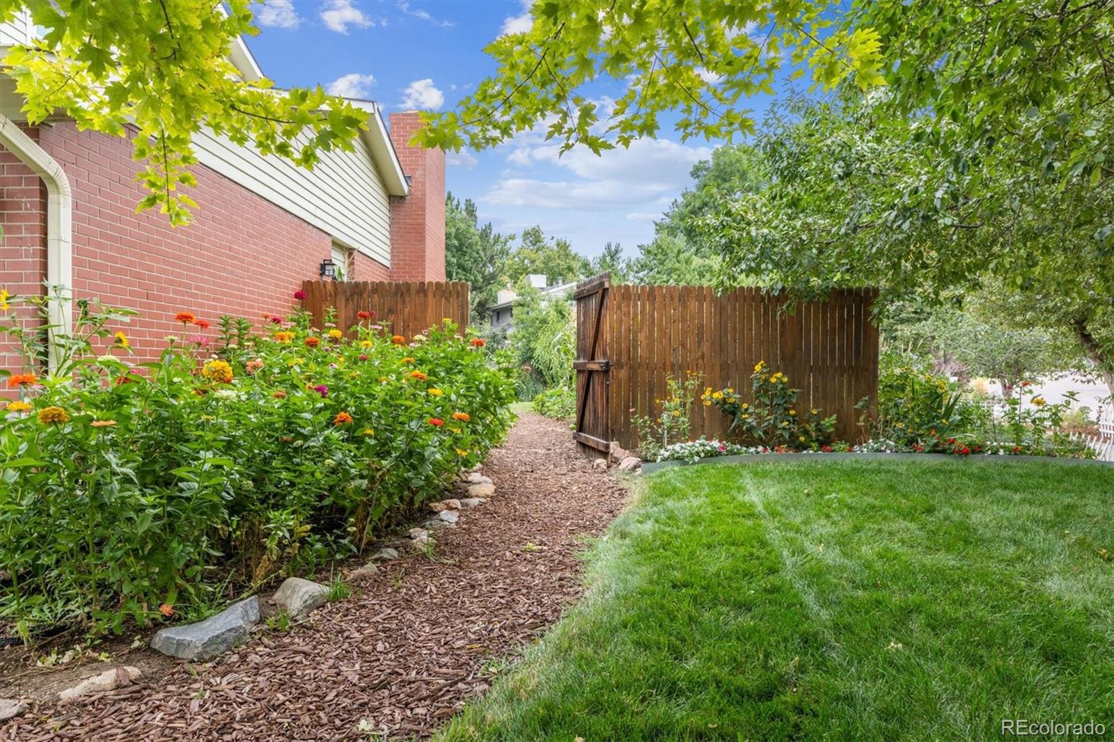 MLS Image #28 for 3790 s eaton street,denver, Colorado