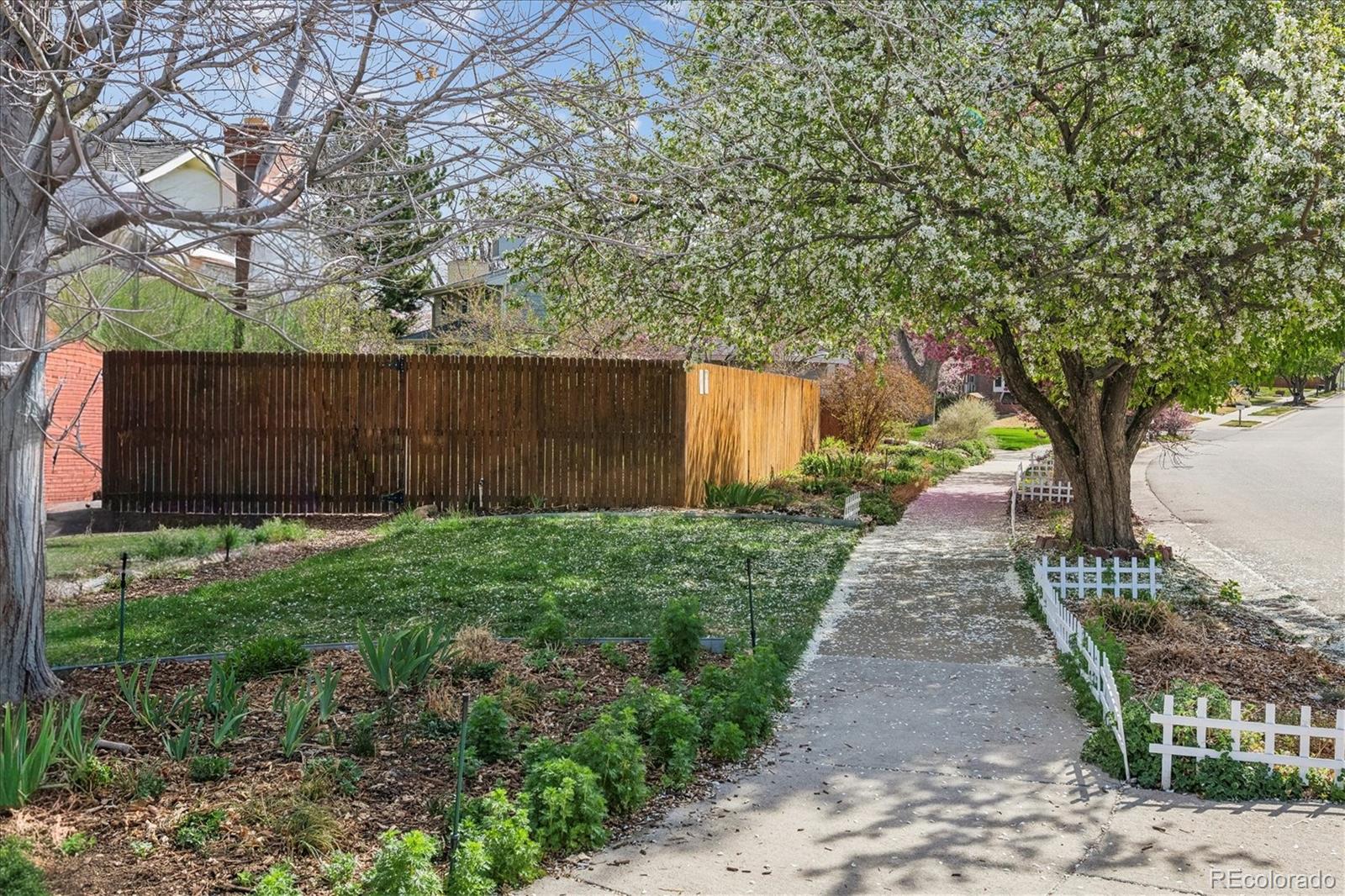 MLS Image #35 for 3790 s eaton street,denver, Colorado
