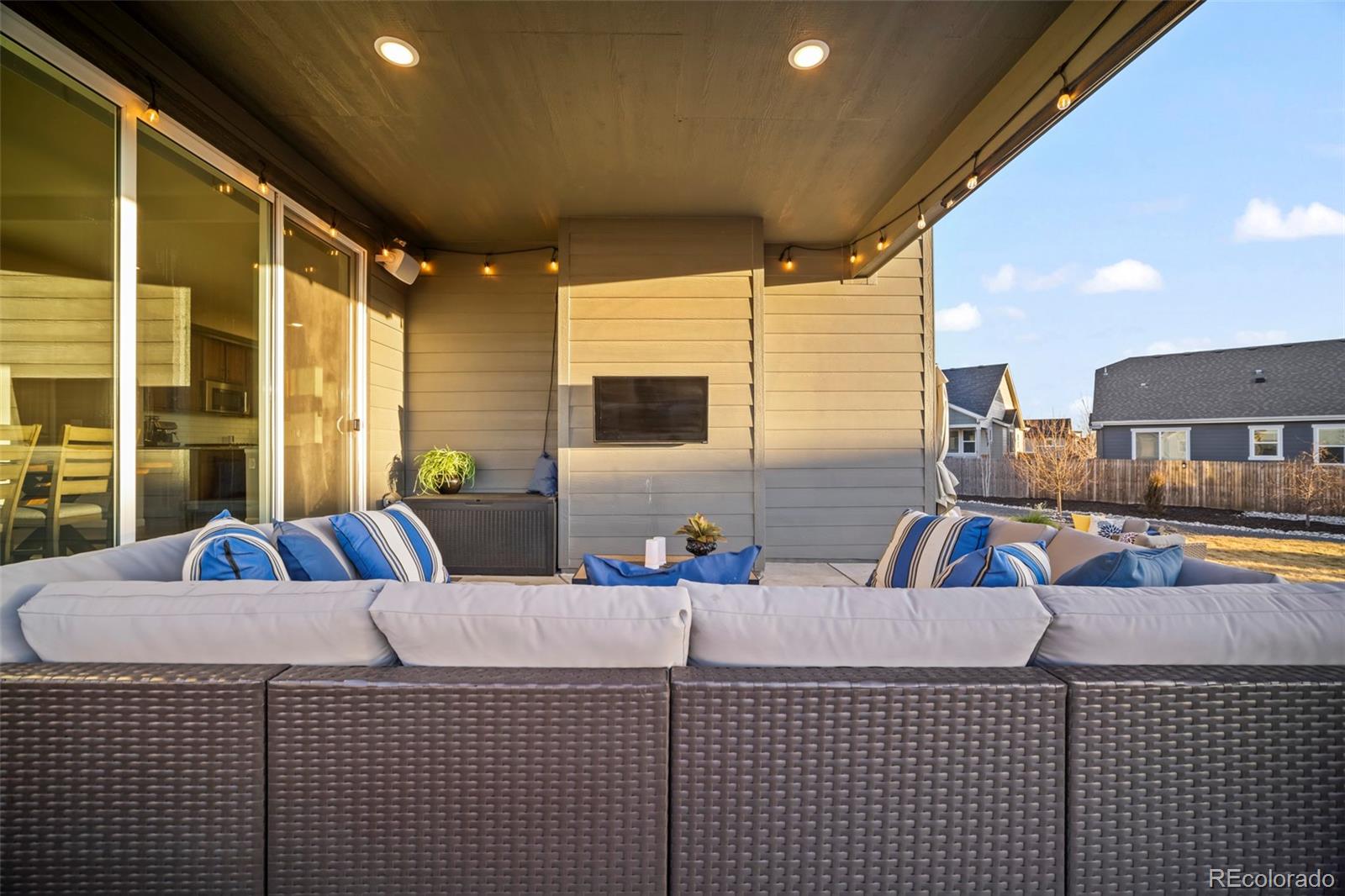 MLS Image #11 for 15988 e 113th court,commerce city, Colorado