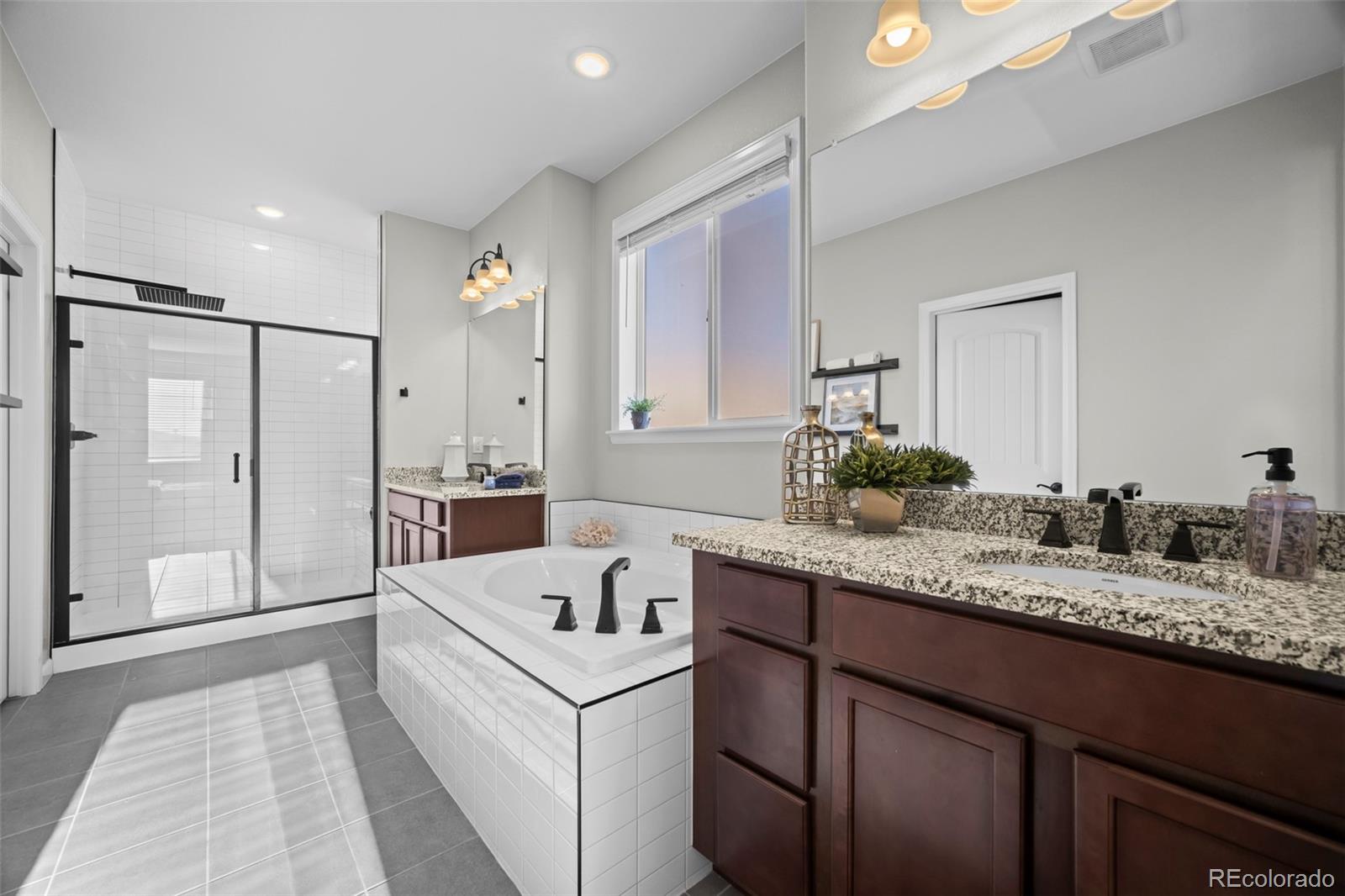 MLS Image #20 for 15988 e 113th court,commerce city, Colorado