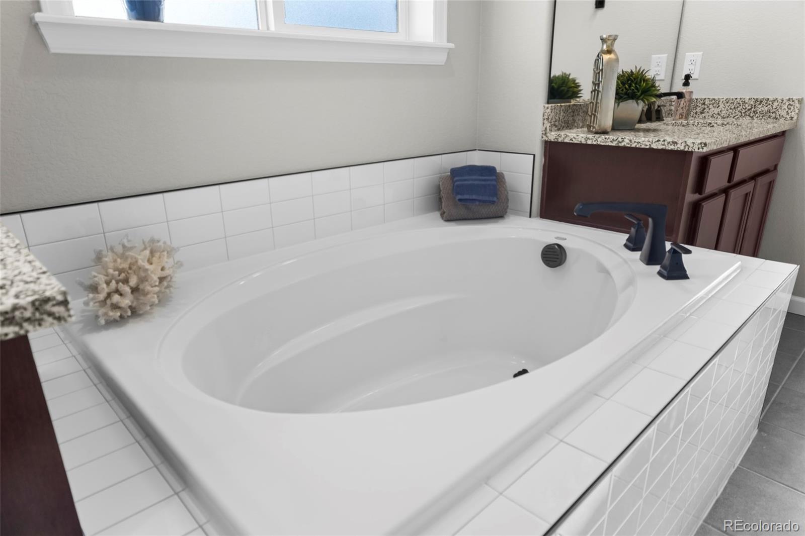 MLS Image #21 for 15988 e 113th court,commerce city, Colorado