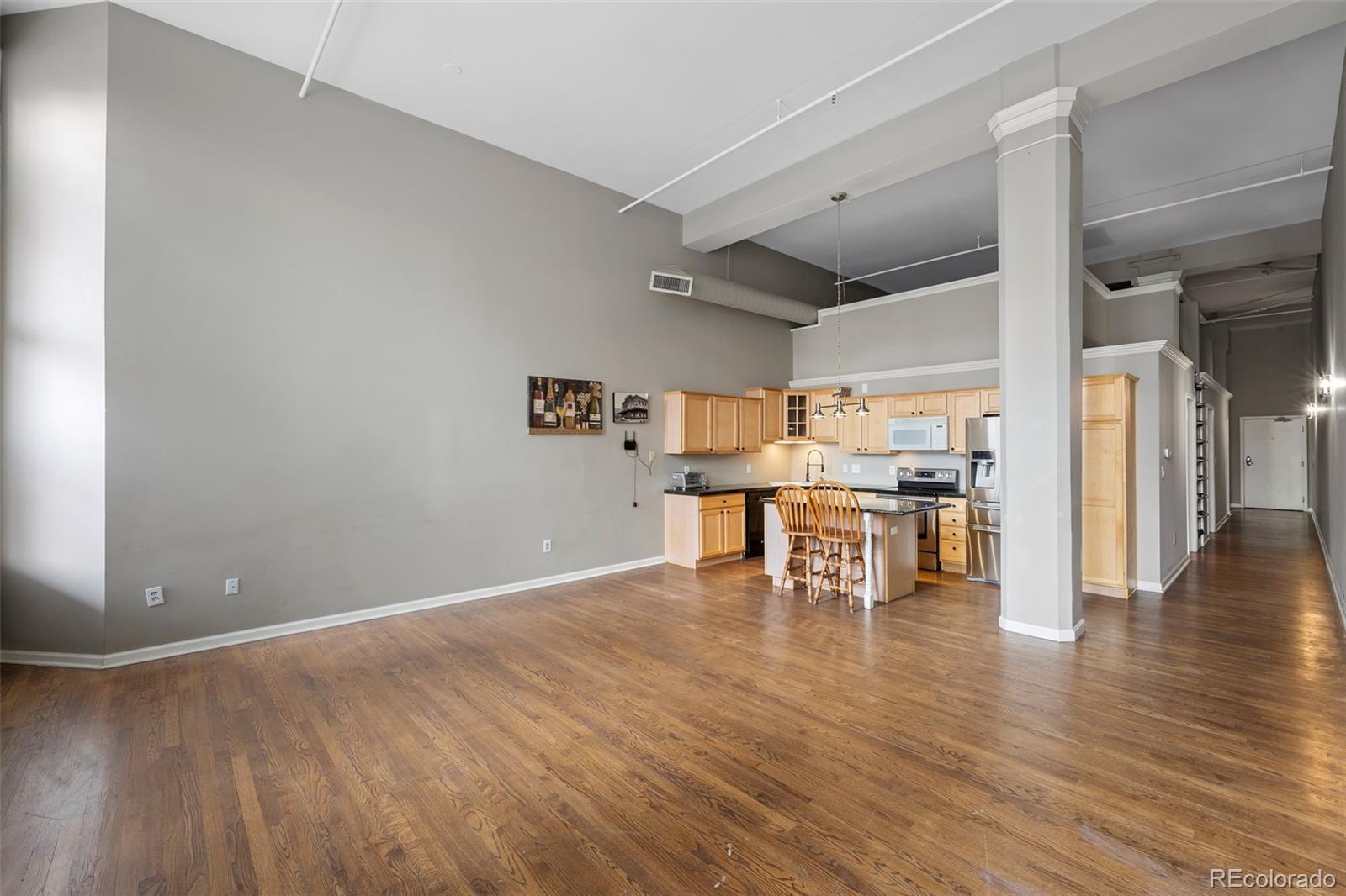 MLS Image #10 for 1555  california street,denver, Colorado