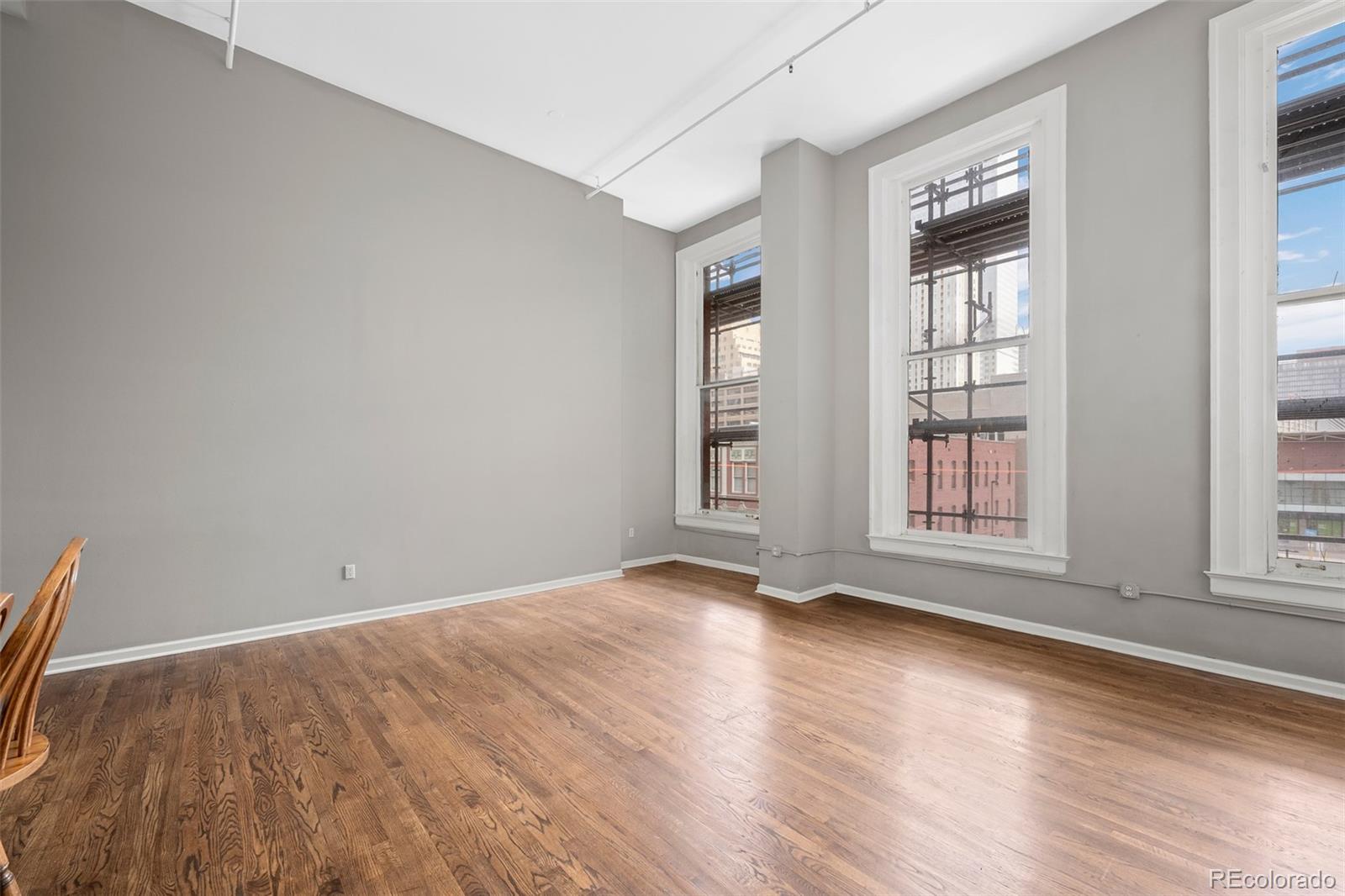 MLS Image #11 for 1555  california street,denver, Colorado