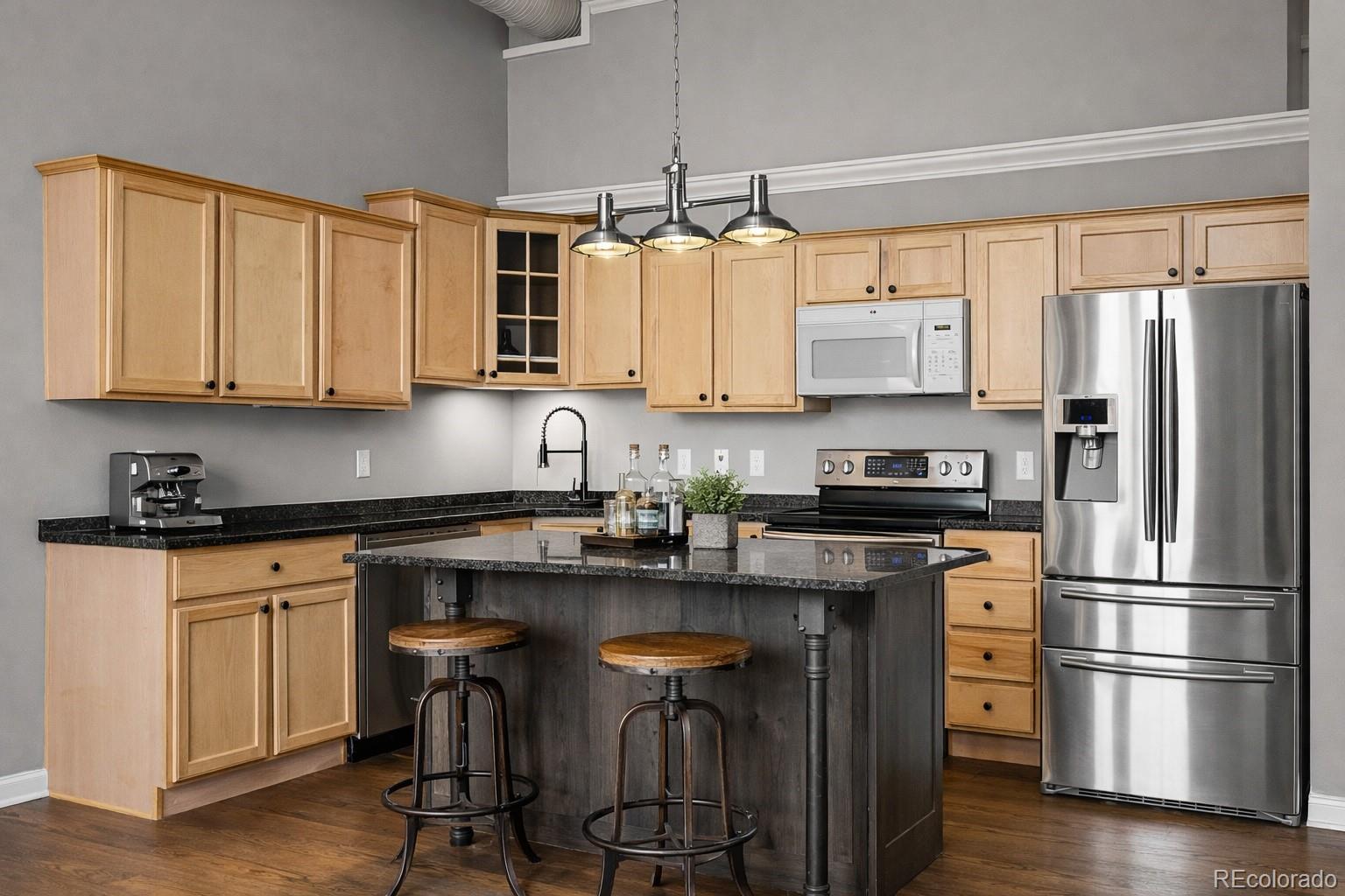 MLS Image #2 for 1555  california street,denver, Colorado