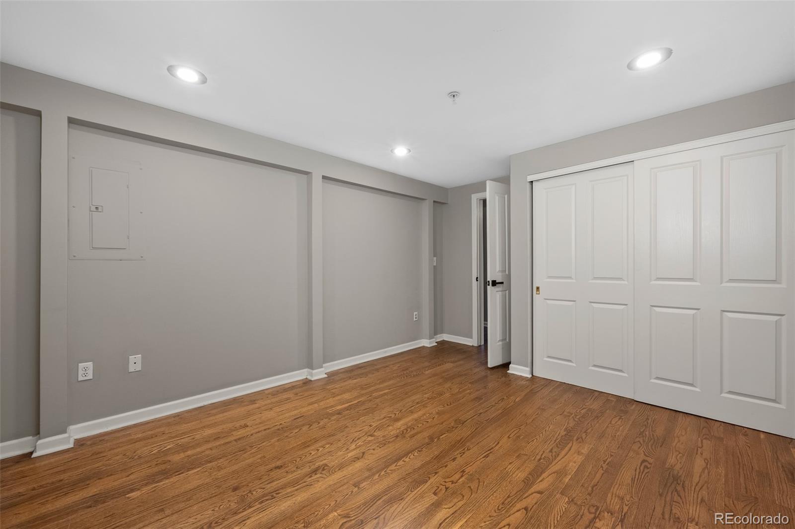 MLS Image #21 for 1555  california street,denver, Colorado