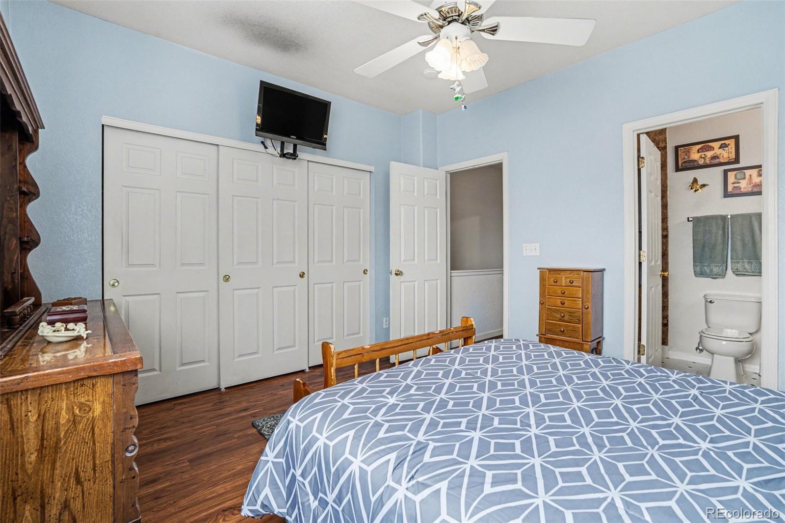 MLS Image #9 for 8199  welby road 1702,denver, Colorado