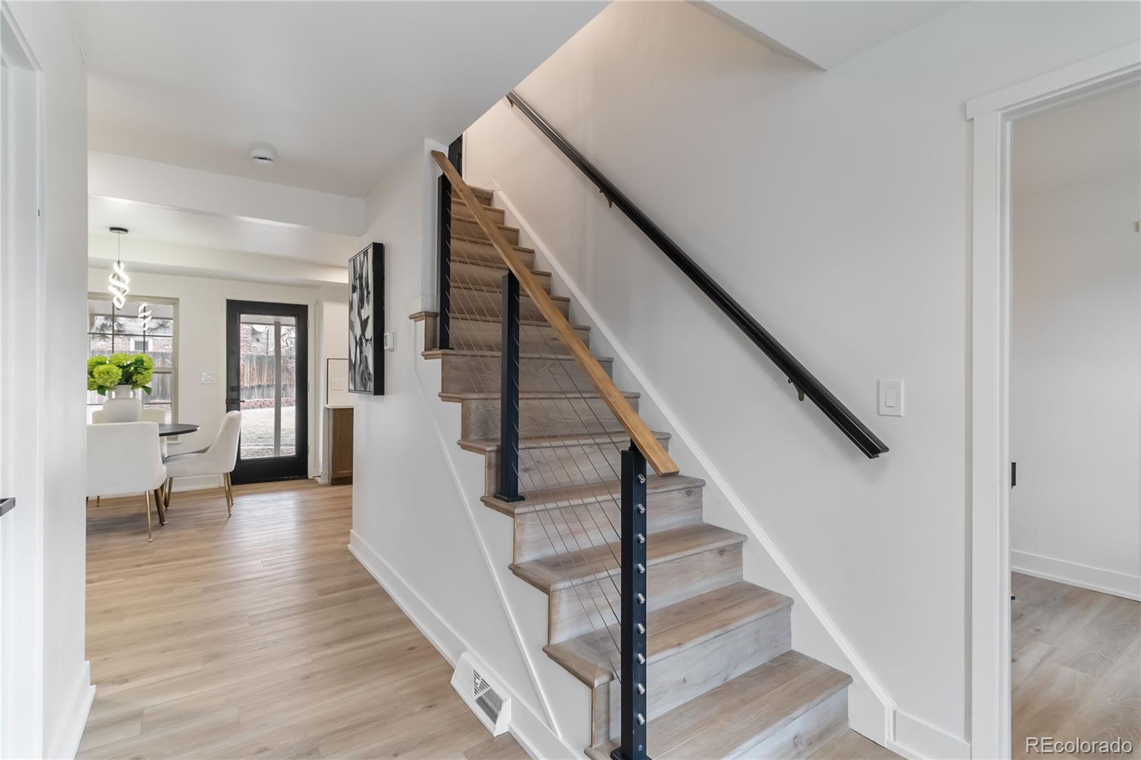MLS Image #3 for 8446 e hinsdale drive,centennial, Colorado