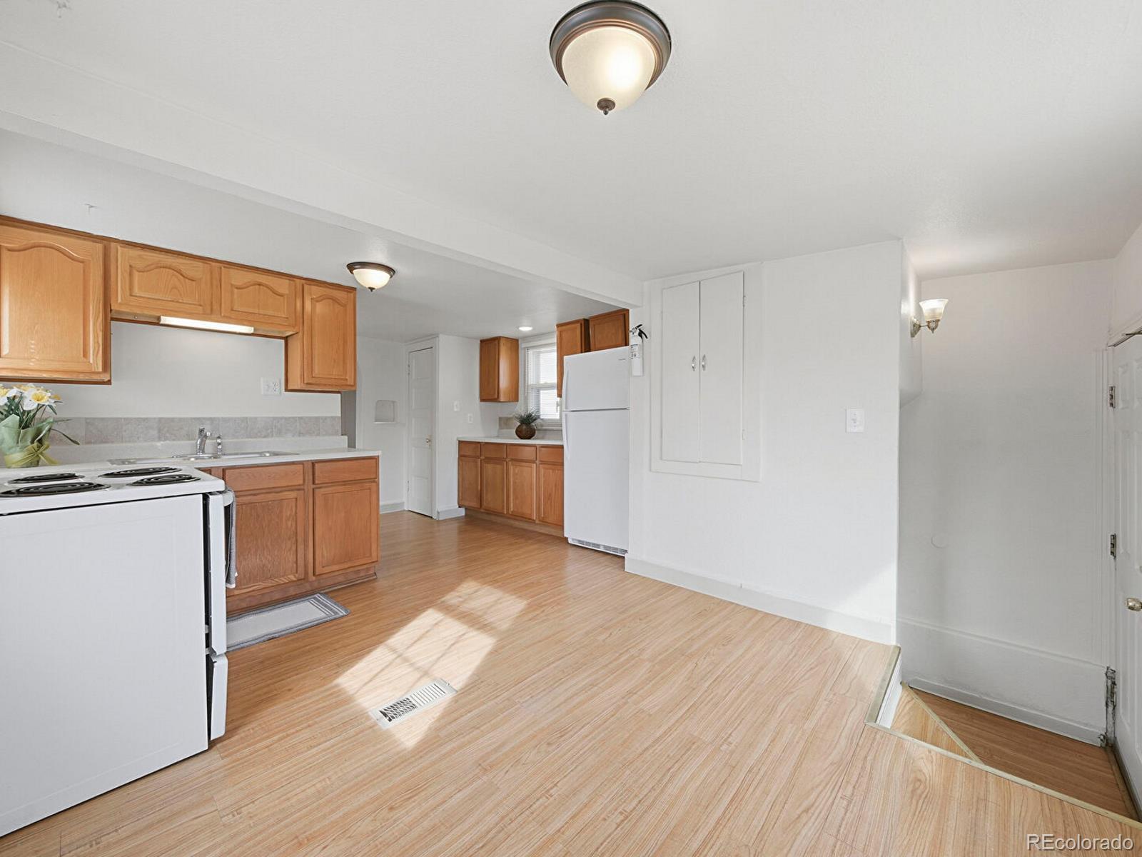 MLS Image #5 for 3798 s grant street,englewood, Colorado