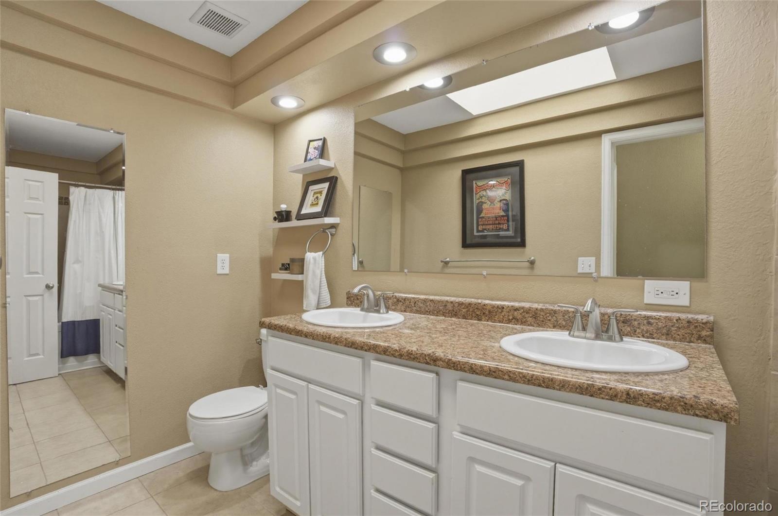 MLS Image #13 for 2669 s deframe circle,lakewood, Colorado