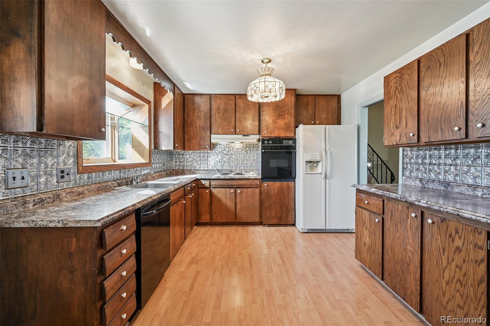 MLS Image #5 for 1360  kennedy drive,northglenn, Colorado