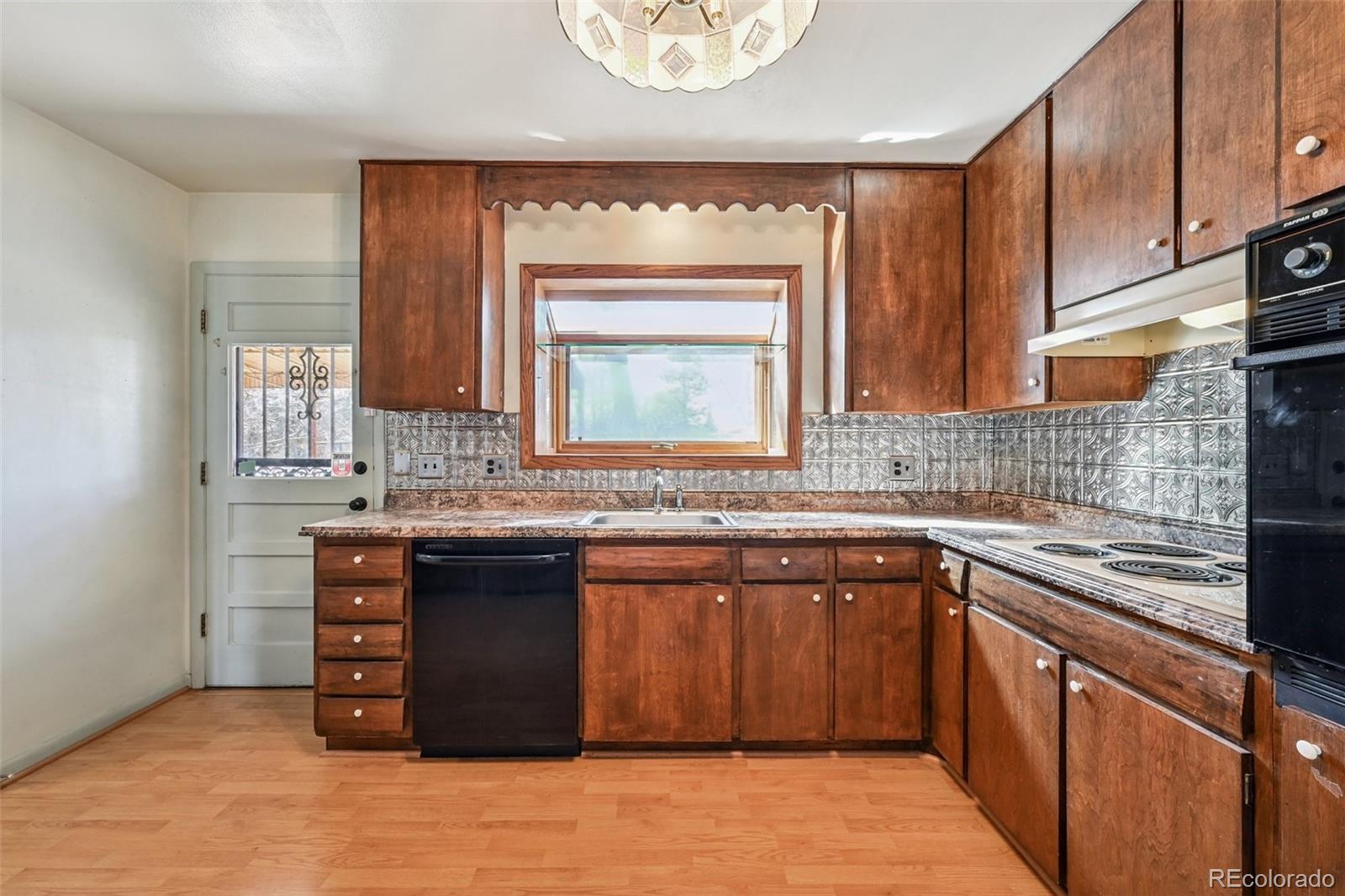 MLS Image #7 for 1360  kennedy drive,northglenn, Colorado