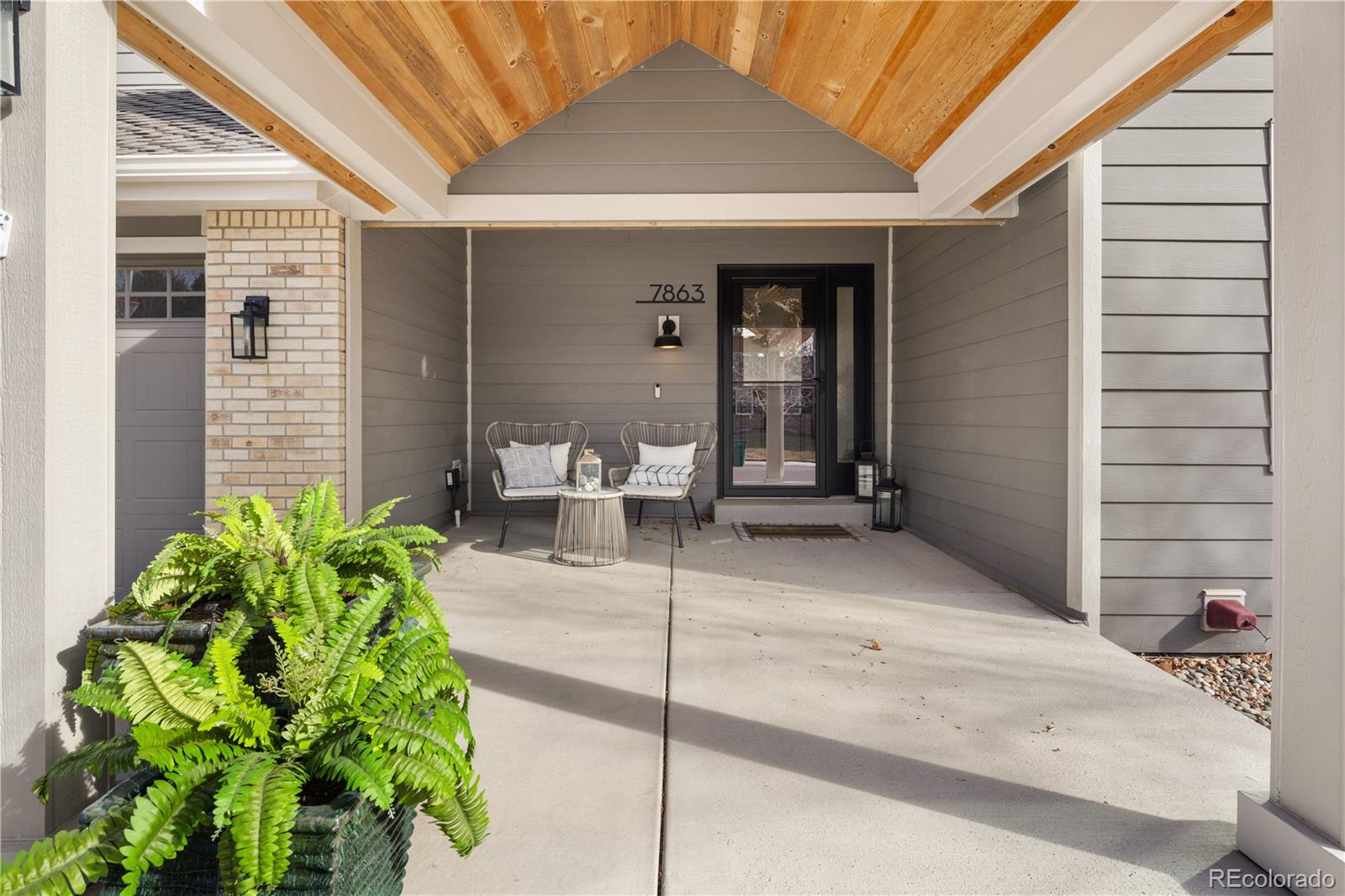 MLS Image #2 for 7863 s locust court,centennial, Colorado