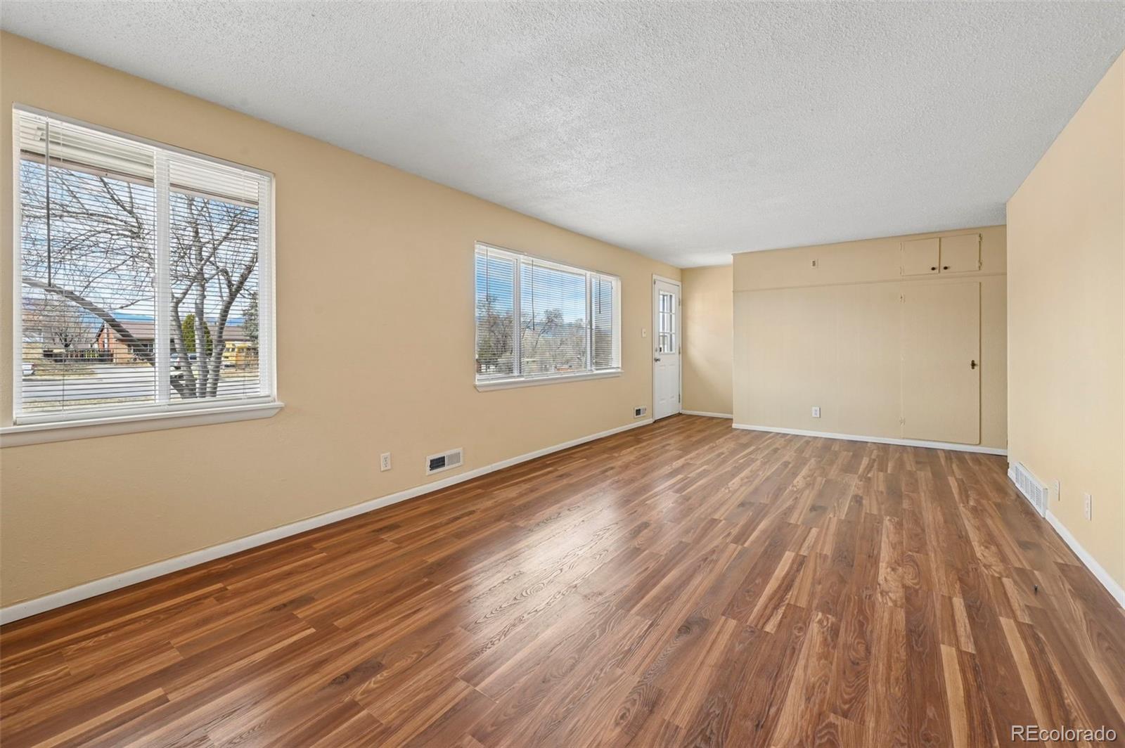 MLS Image #6 for 2315 n union boulevard,colorado springs, Colorado