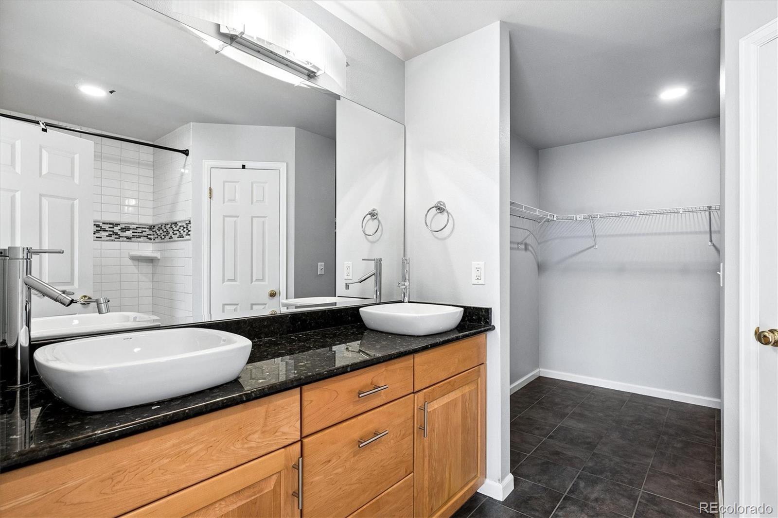 MLS Image #10 for 5820 e 10th avenue,denver, Colorado