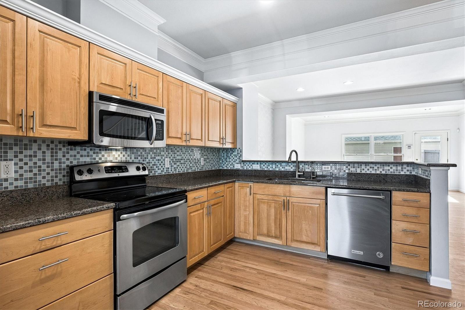 MLS Image #3 for 5820 e 10th avenue,denver, Colorado