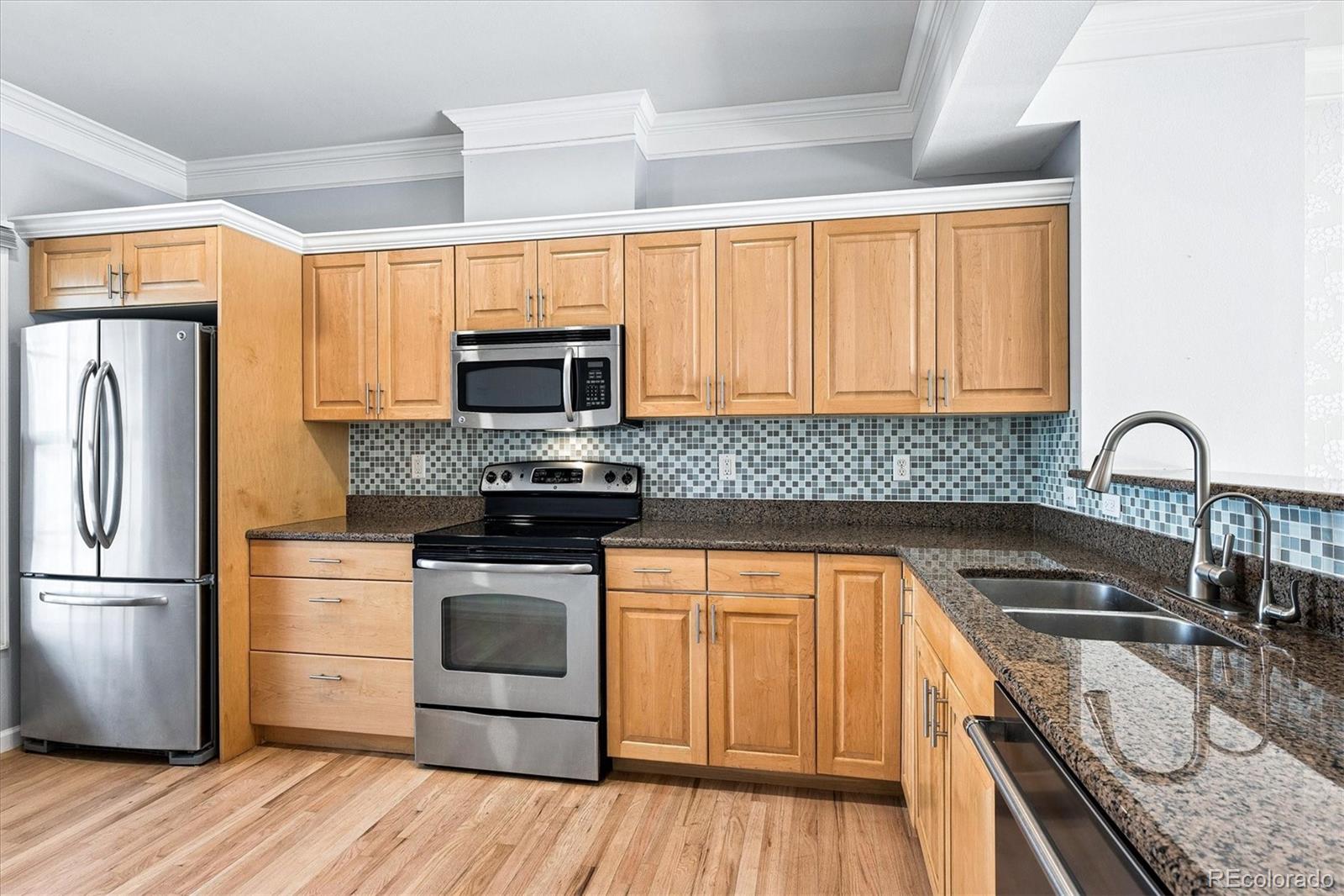 MLS Image #4 for 5820 e 10th avenue,denver, Colorado