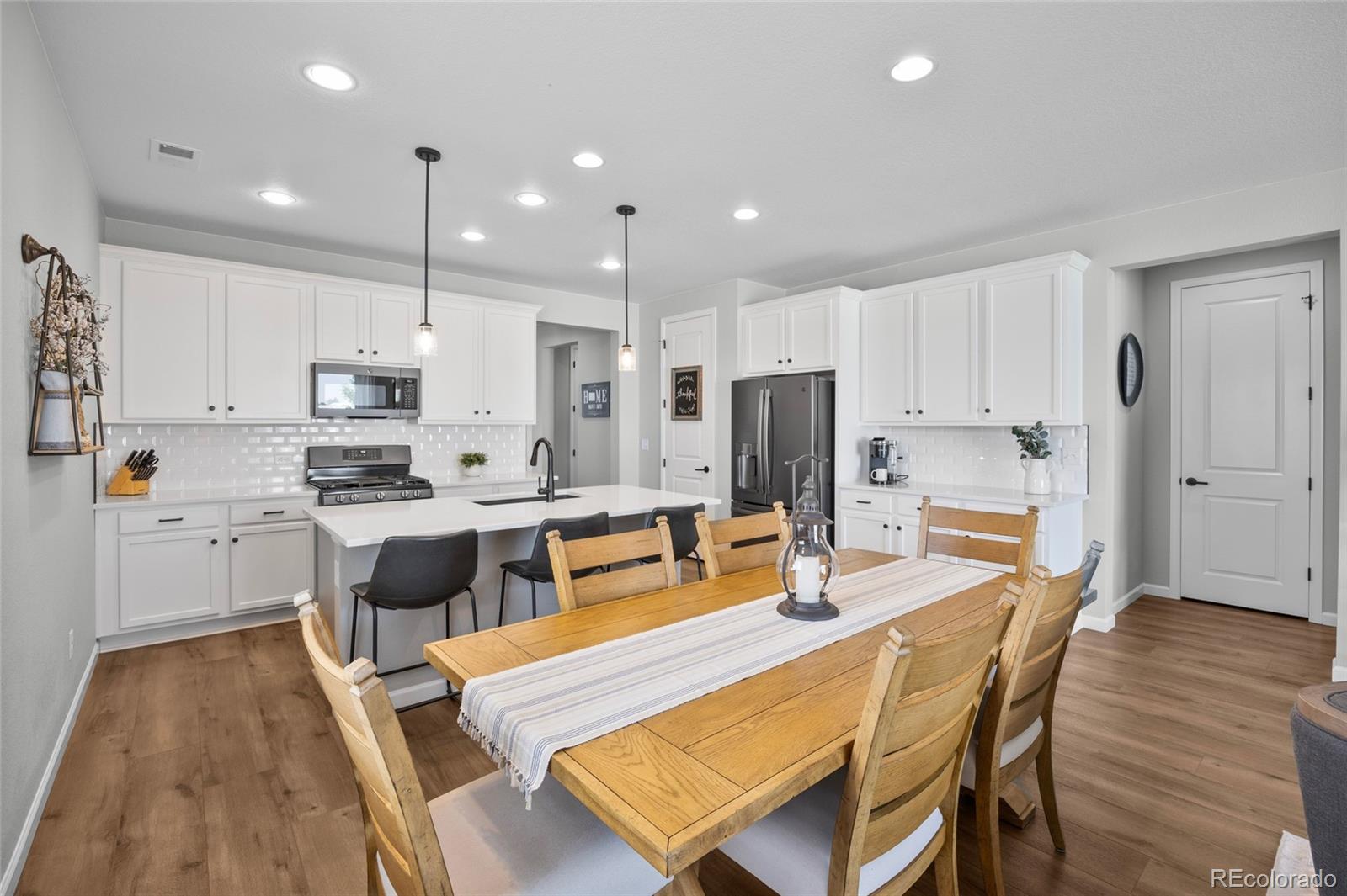 MLS Image #10 for 1683  castle vista way,castle rock, Colorado
