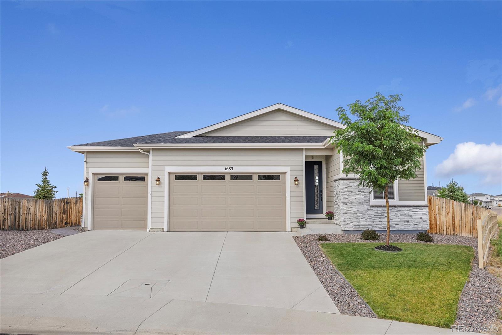 MLS Image #38 for 1683  castle vista way,castle rock, Colorado