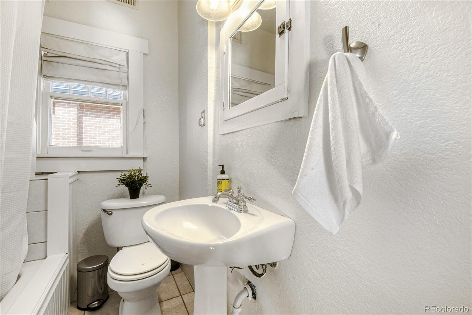 MLS Image #17 for 1724 s emerson street,denver, Colorado