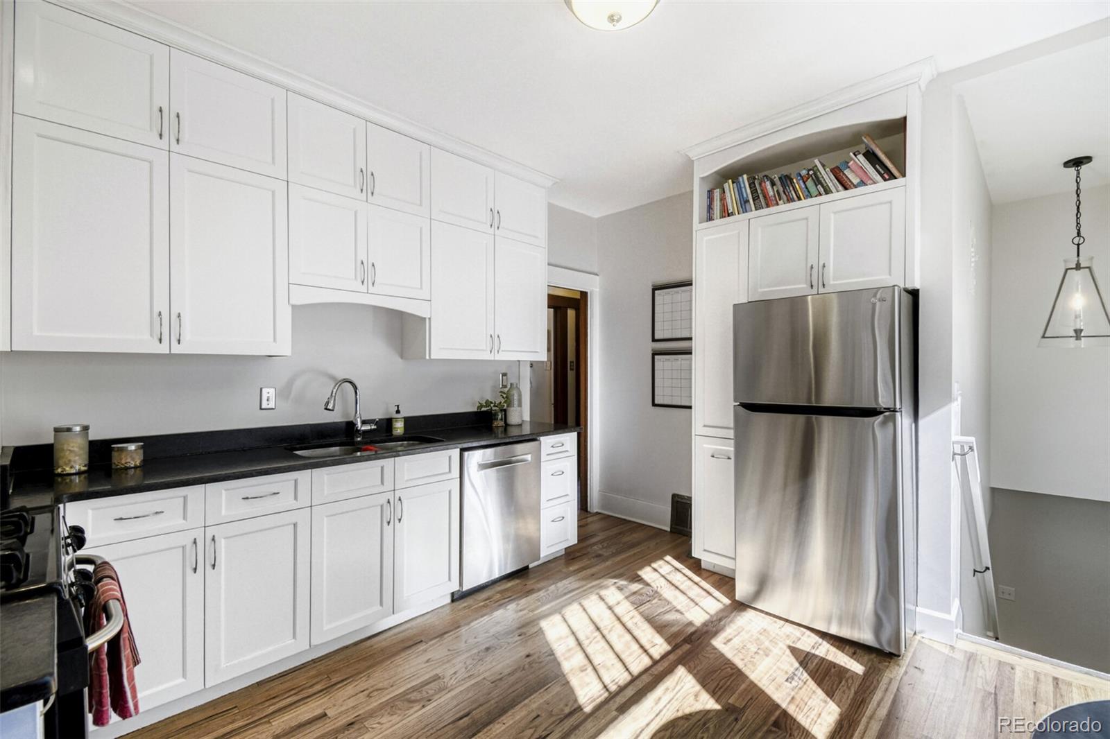 MLS Image #8 for 1724 s emerson street,denver, Colorado
