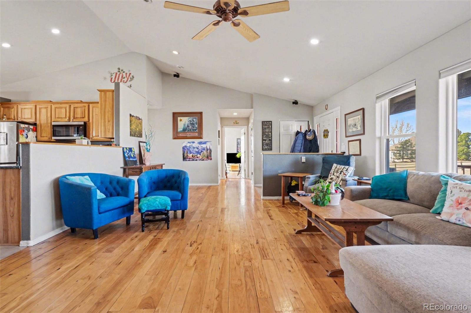 MLS Image #7 for 937  snow lake court,watkins, Colorado