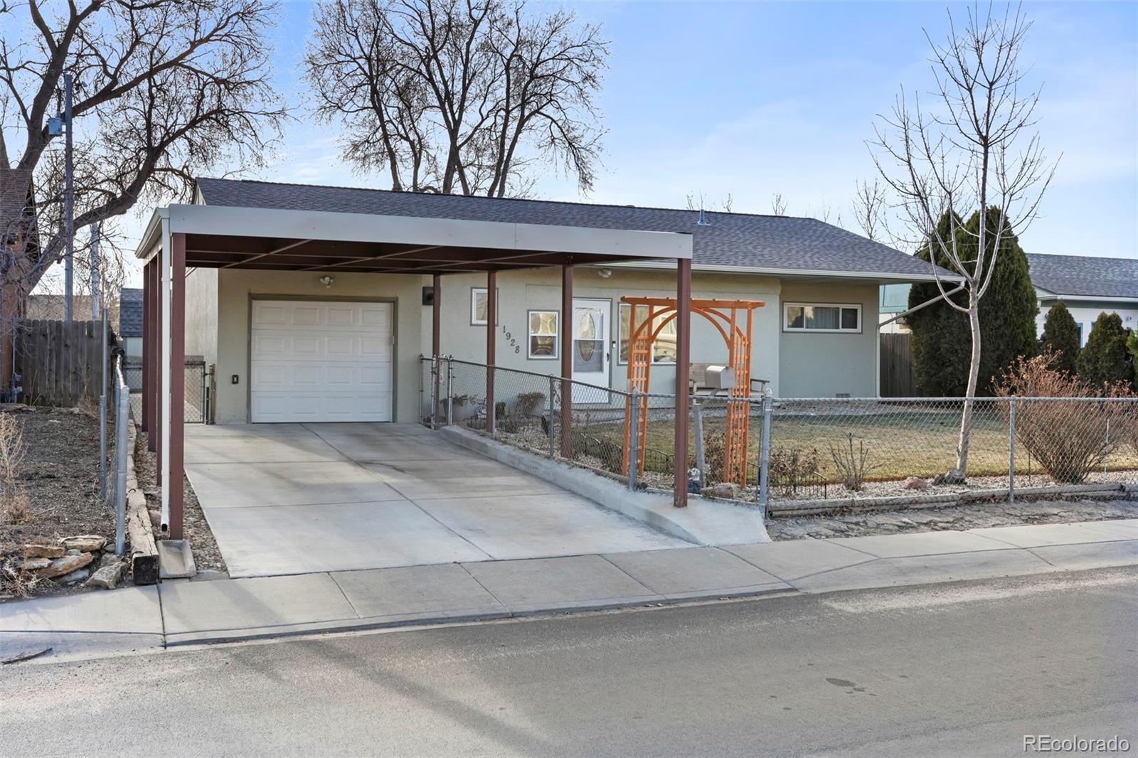 MLS Image #1 for 1928  hallam ,colorado springs, Colorado