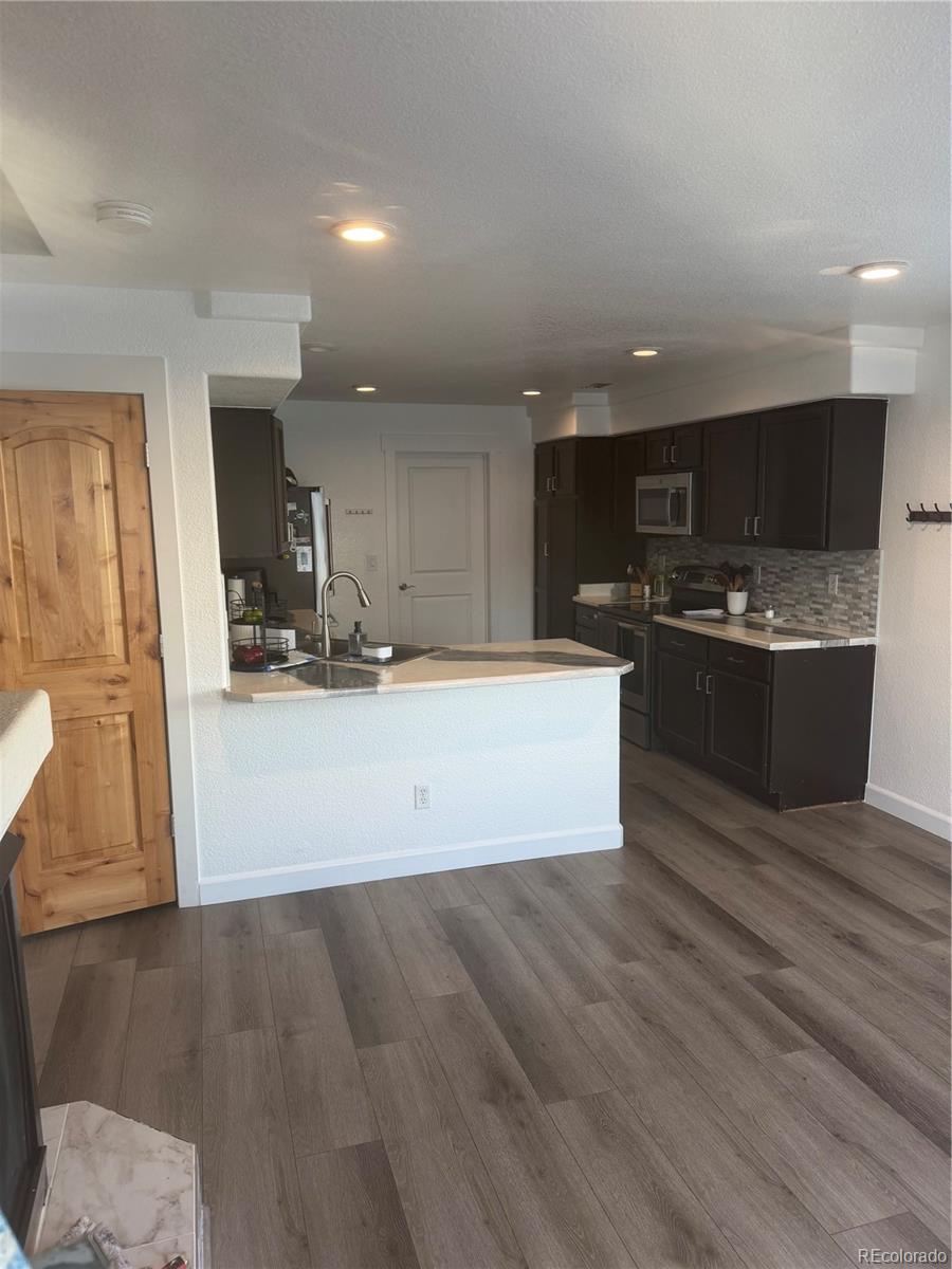 MLS Image #5 for 4886  gibraltar street,denver, Colorado