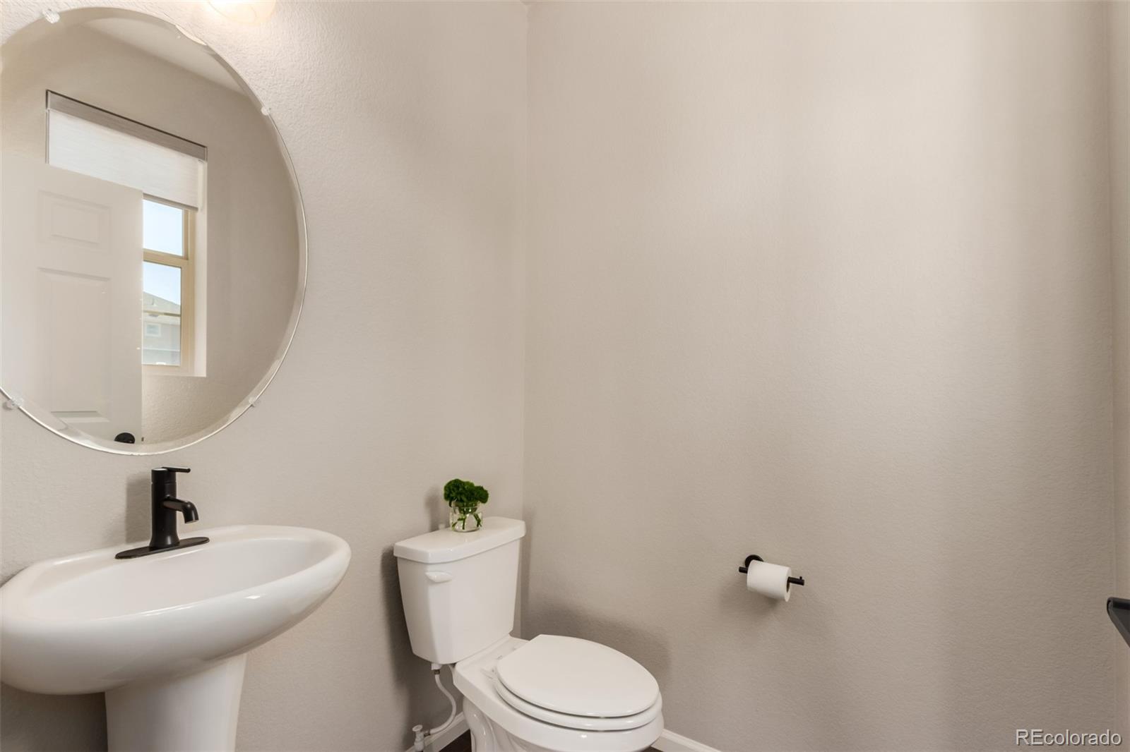 MLS Image #16 for 10128  walden court,commerce city, Colorado
