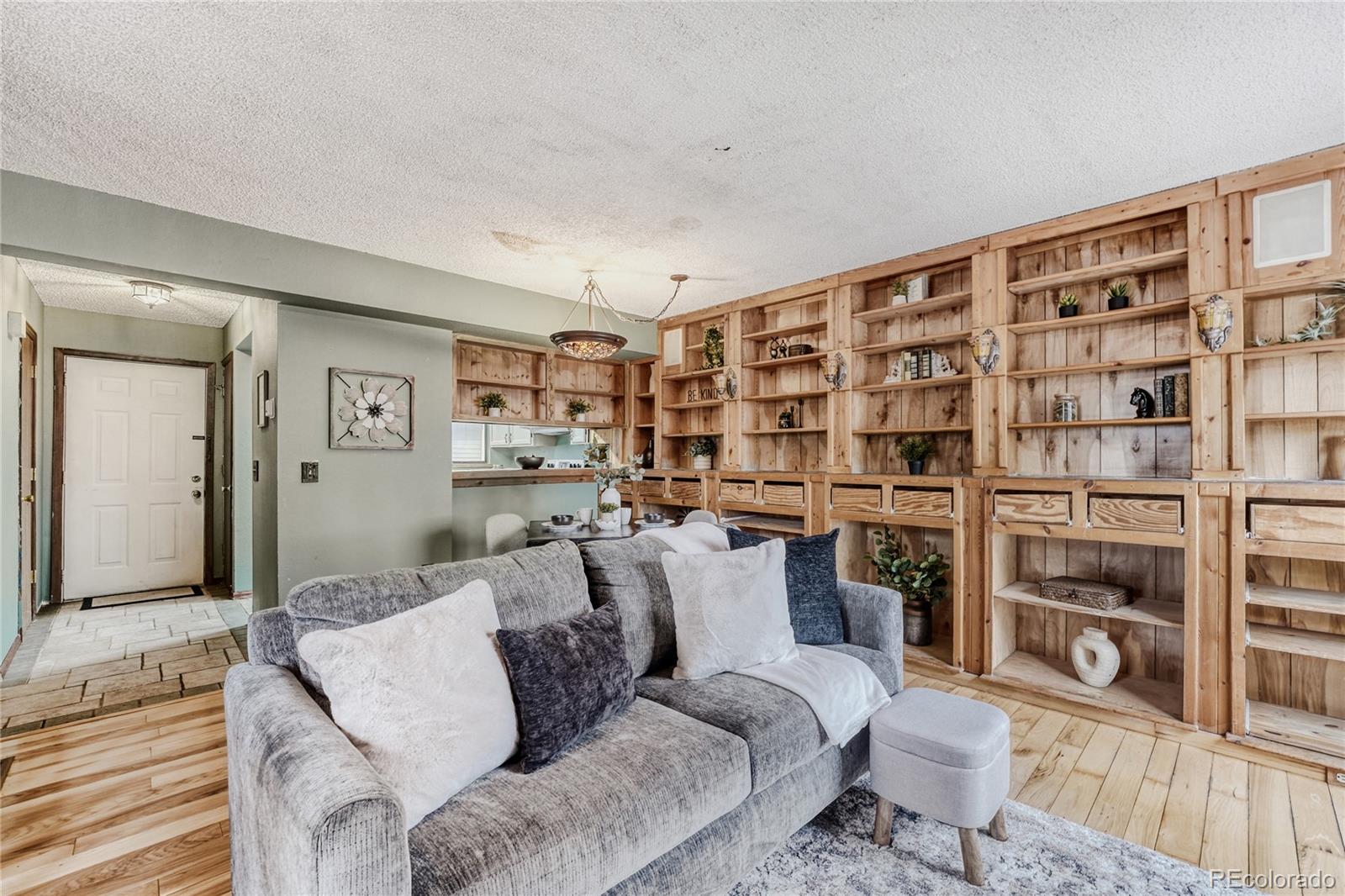 MLS Image #3 for 88 s moline street ,aurora, Colorado