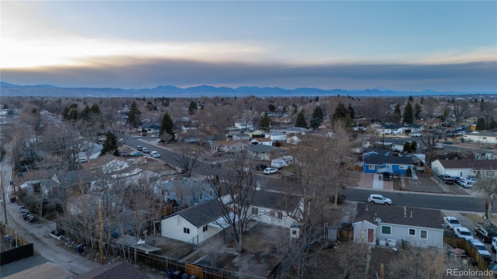 MLS Image #38 for 944 s pecos way,denver, Colorado