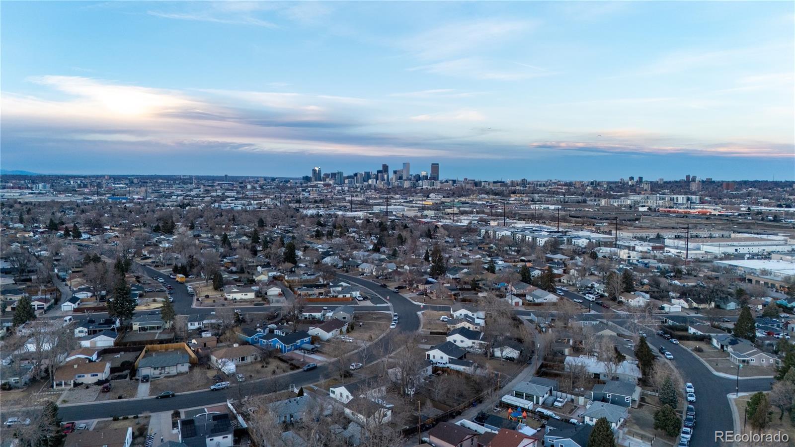 MLS Image #39 for 944 s pecos way,denver, Colorado