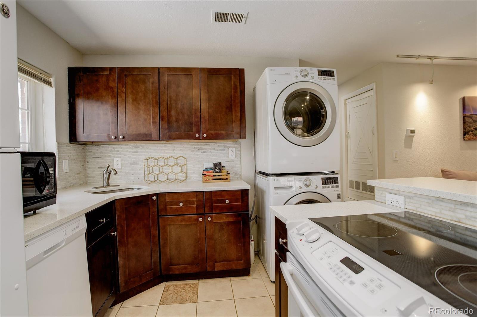 MLS Image #23 for 345  delaware street,denver, Colorado