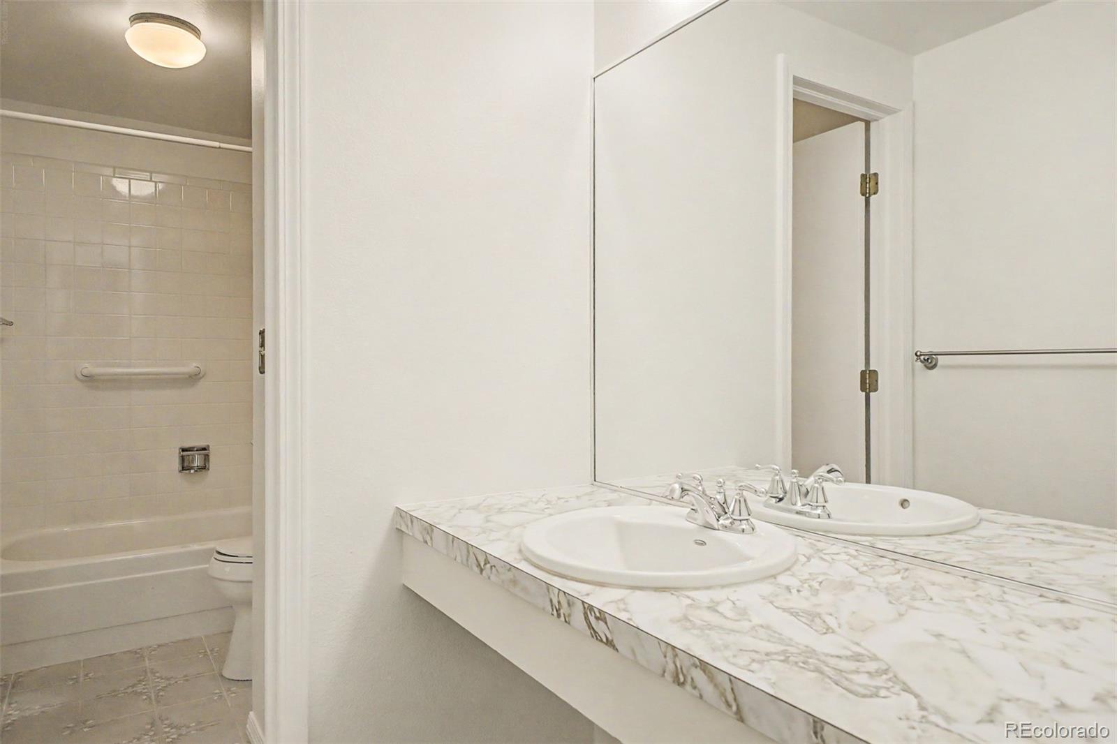 MLS Image #26 for 2615 e geddes avenue,centennial, Colorado