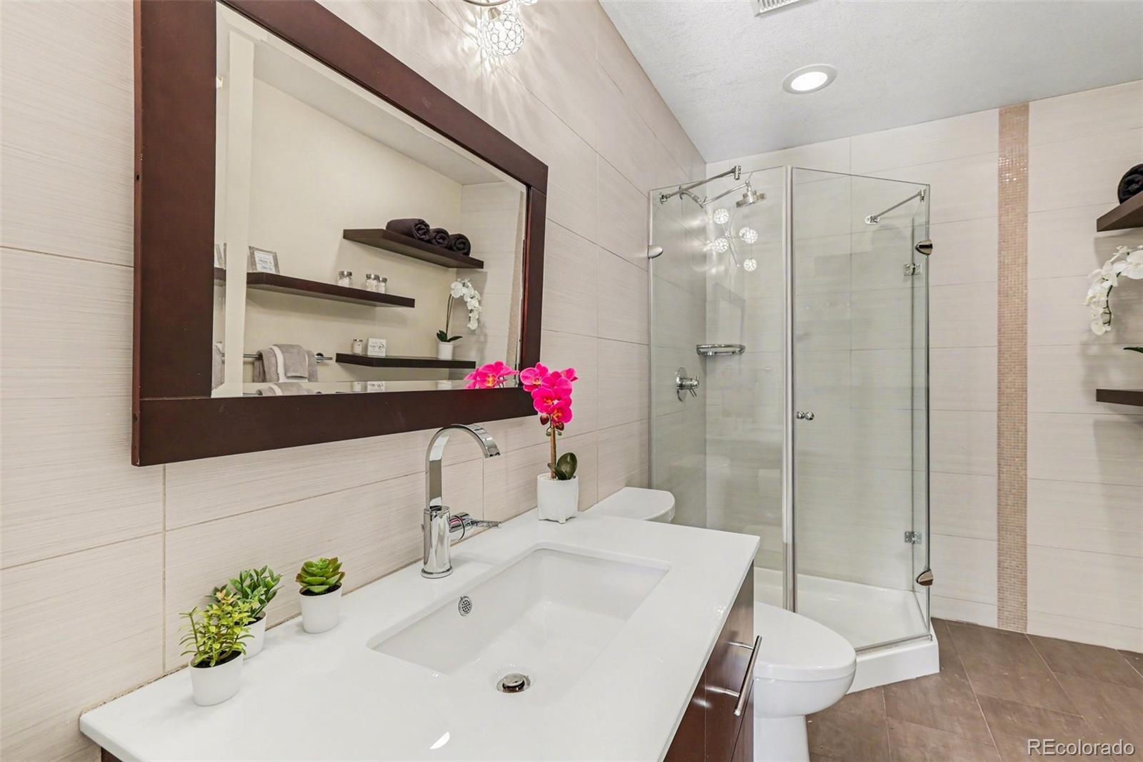 MLS Image #10 for 2660 s university boulevard l,denver, Colorado