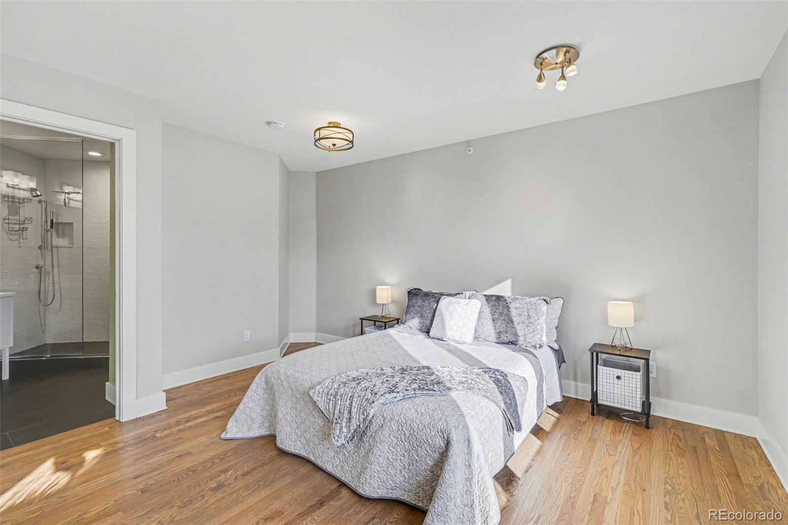 MLS Image #12 for 2660 s university boulevard l,denver, Colorado