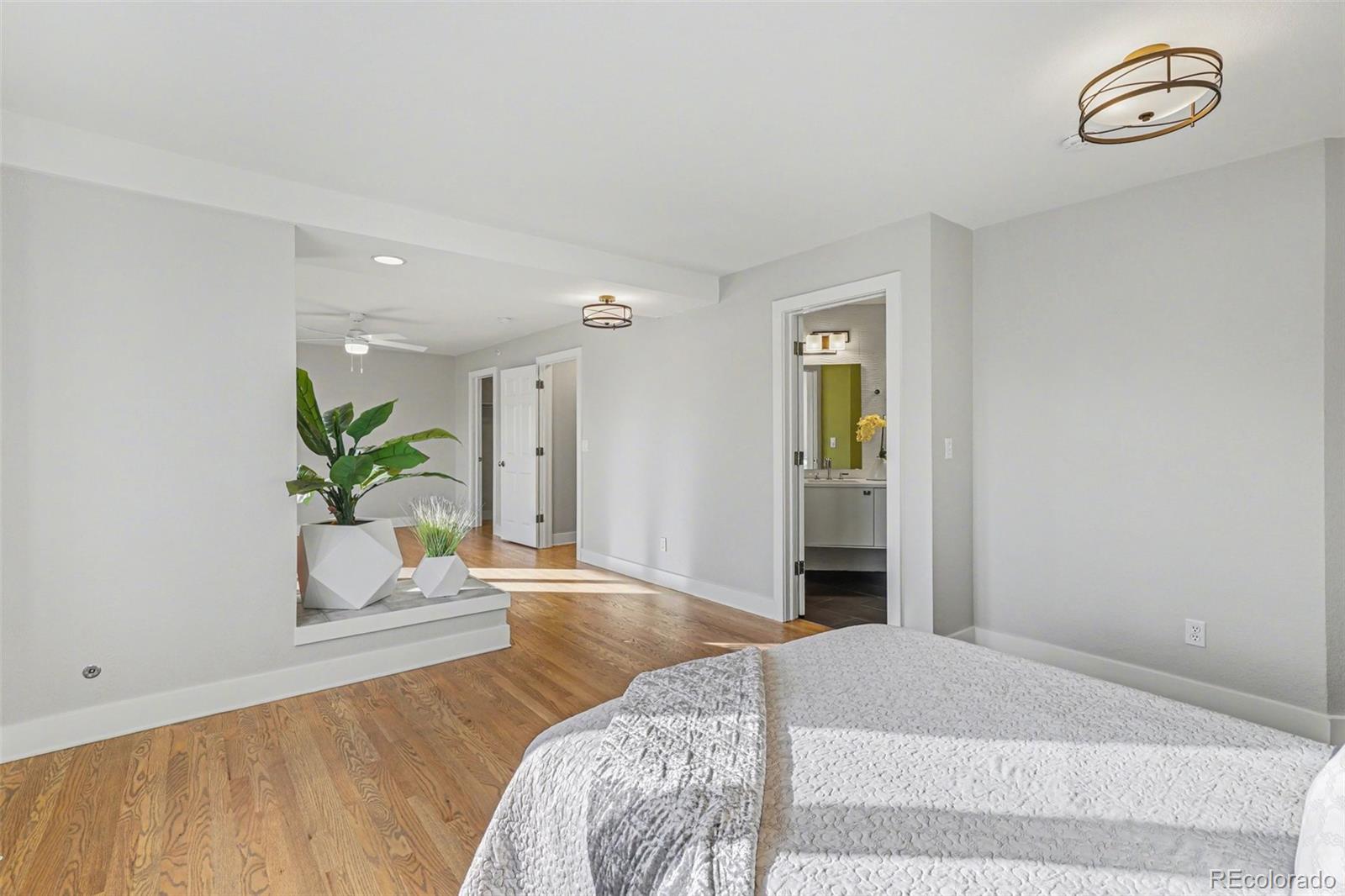 MLS Image #13 for 2660 s university boulevard l,denver, Colorado