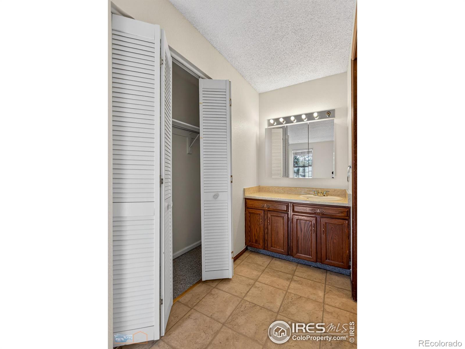 MLS Image #11 for 1401  mckinley place,louisville, Colorado
