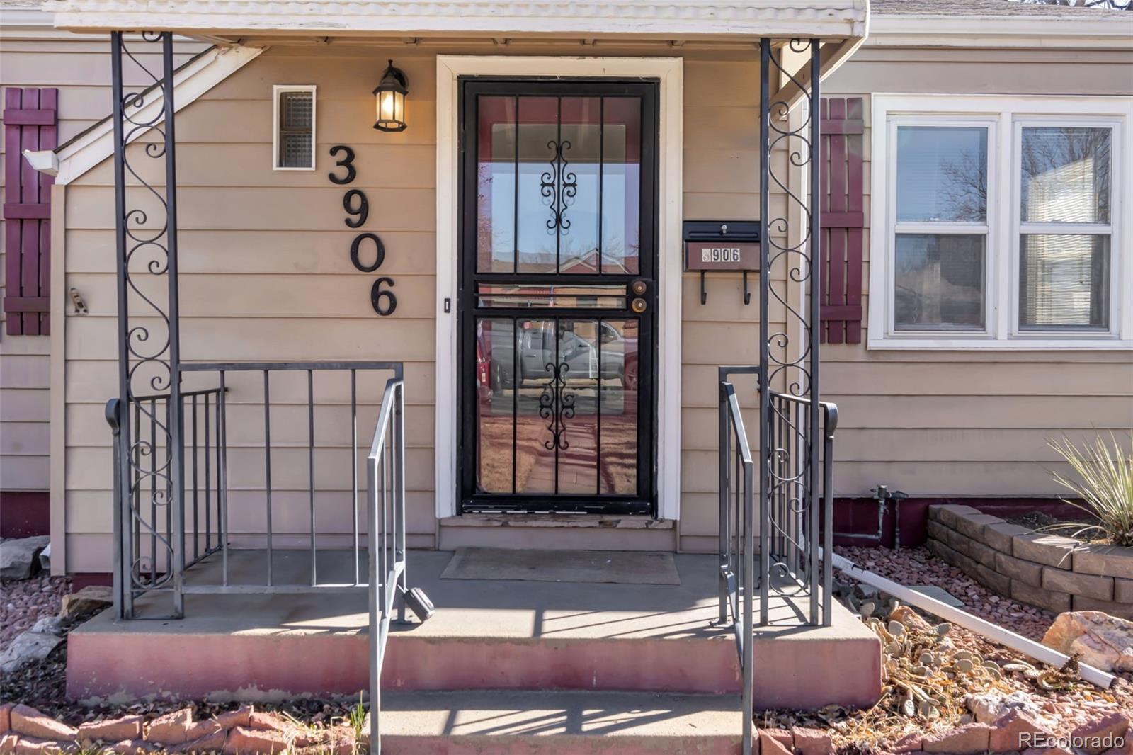 MLS Image #3 for 3906 s cherokee street,englewood, Colorado