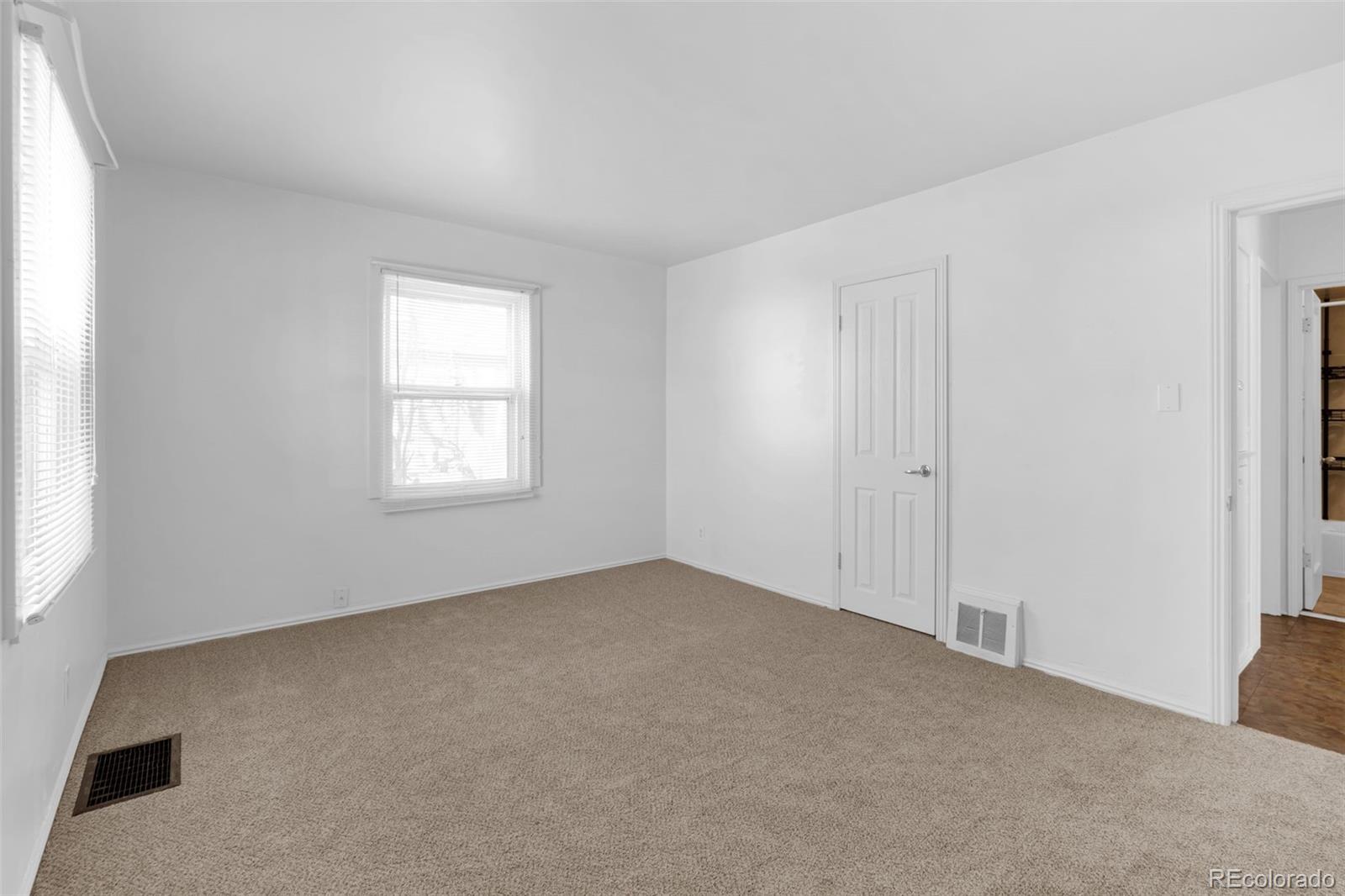 MLS Image #6 for 3906 s cherokee street,englewood, Colorado