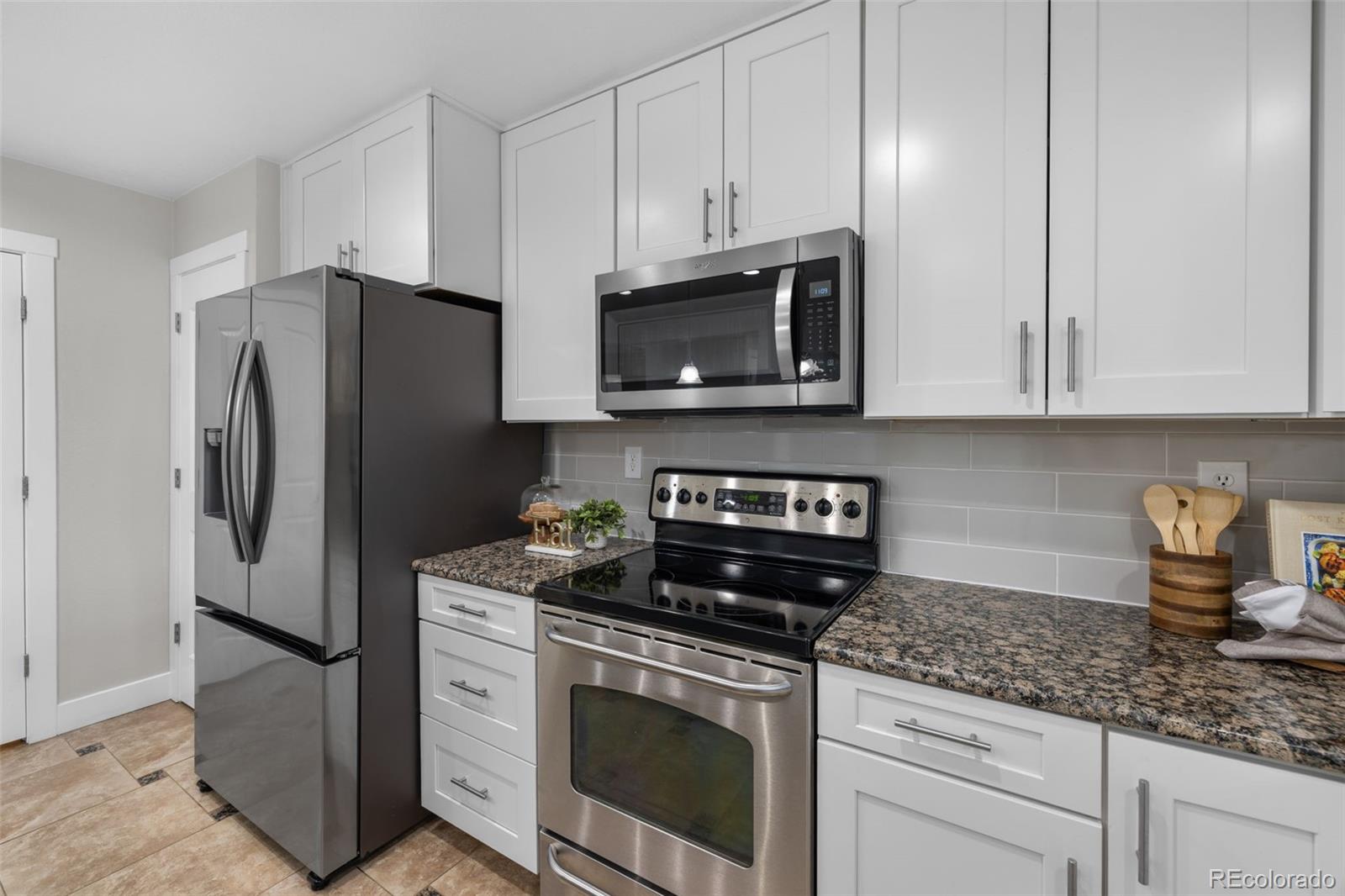 MLS Image #14 for 17593 e wesley place,aurora, Colorado