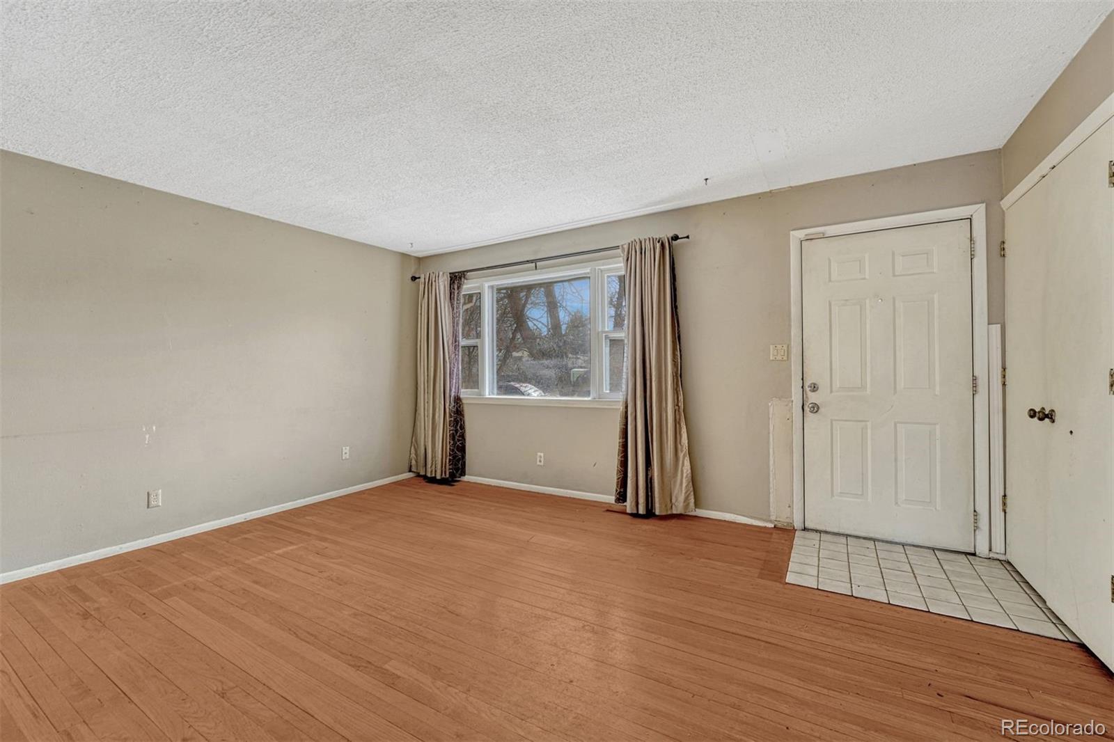 MLS Image #9 for 3122 e la salle street,colorado springs, Colorado