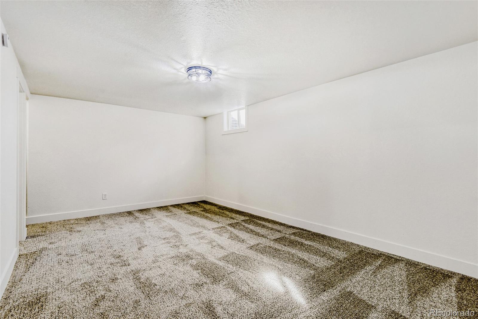 MLS Image #18 for 5500  wheeling street,denver, Colorado