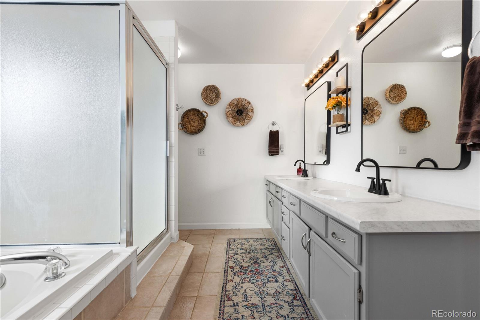 MLS Image #13 for 9343  weeping willow place,highlands ranch, Colorado