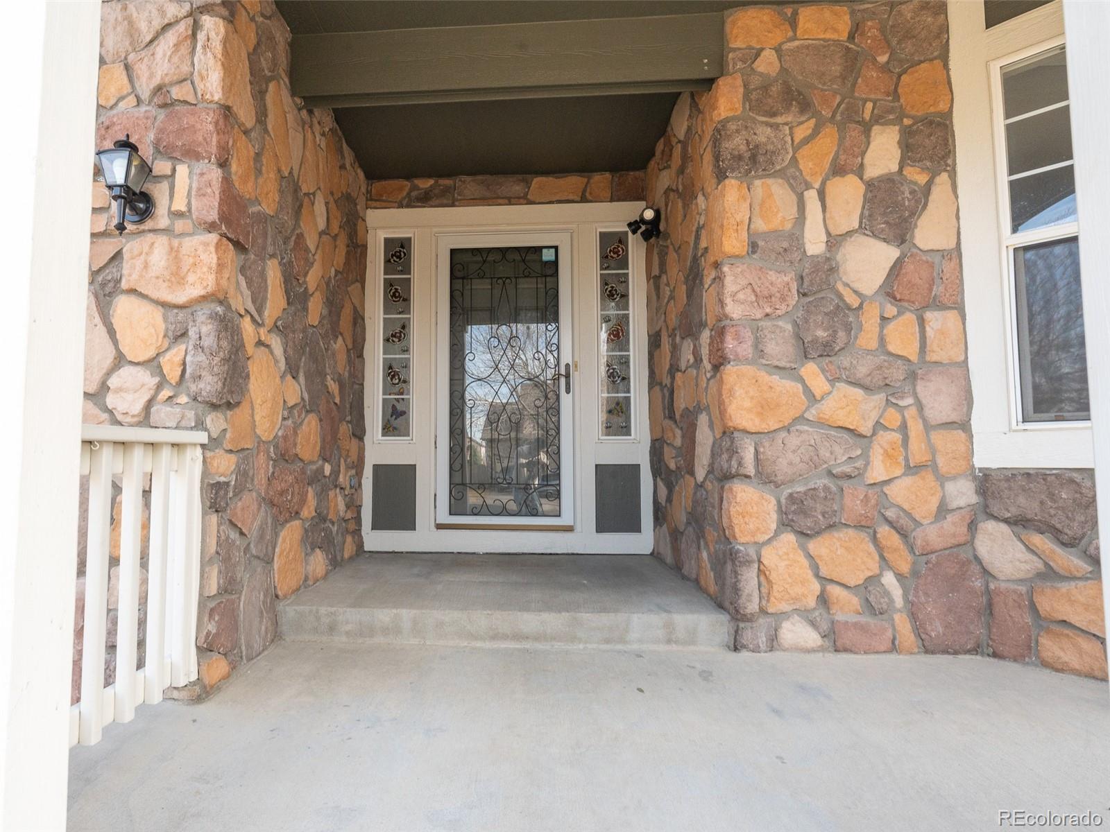 MLS Image #3 for 19147 e dickenson drive,aurora, Colorado