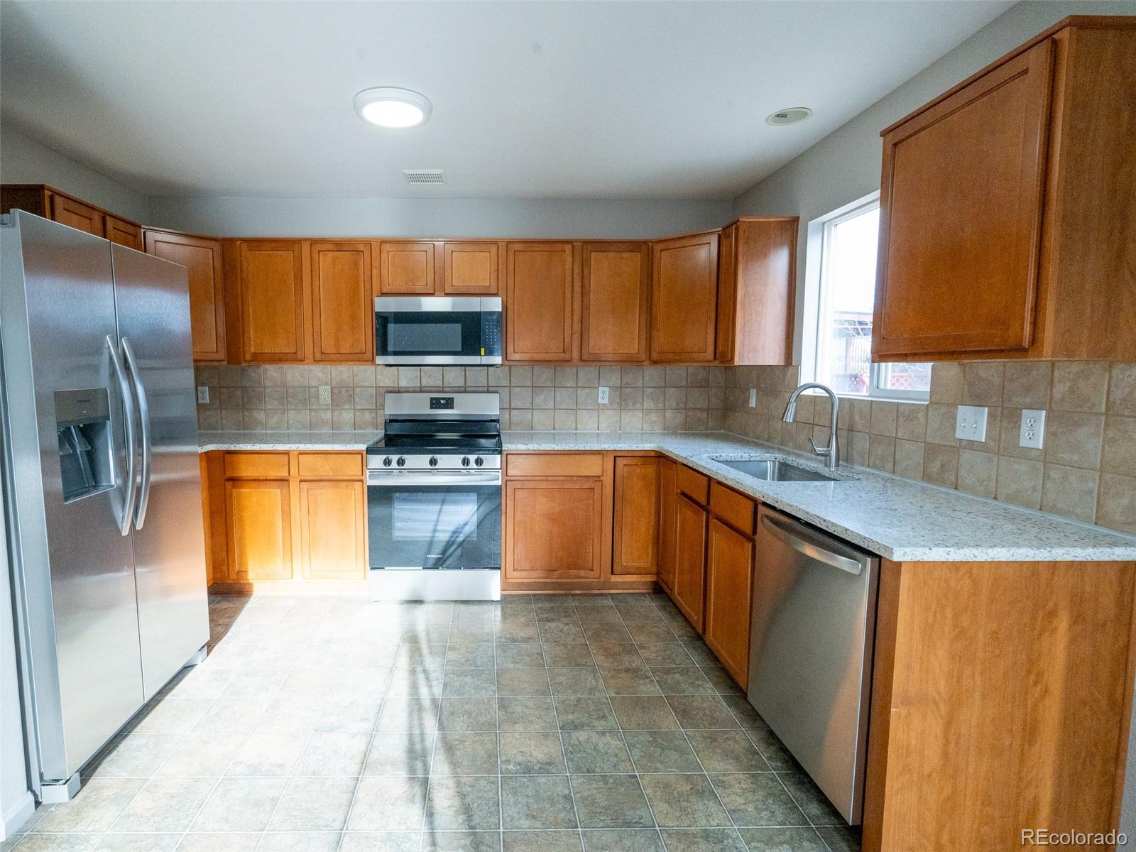 MLS Image #6 for 19147 e dickenson drive,aurora, Colorado