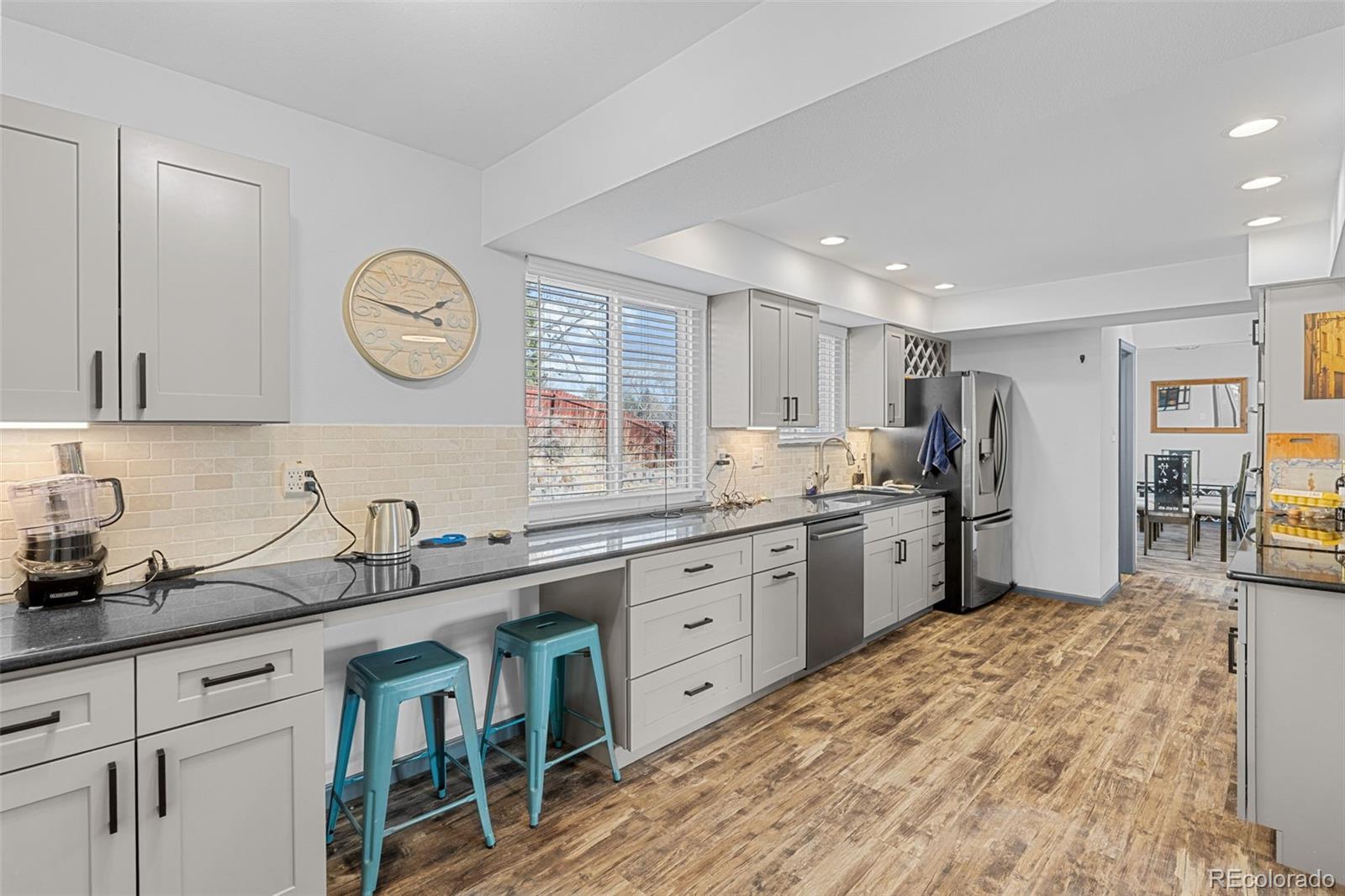 MLS Image #19 for 2334 s hoyt street,lakewood, Colorado