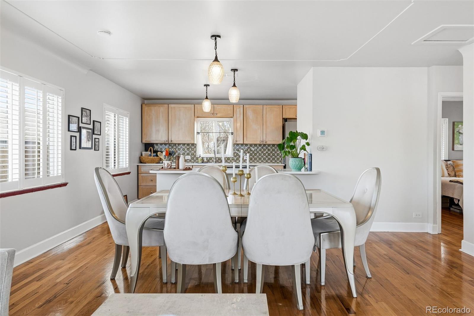 MLS Image #9 for 2022 w elk place,denver, Colorado