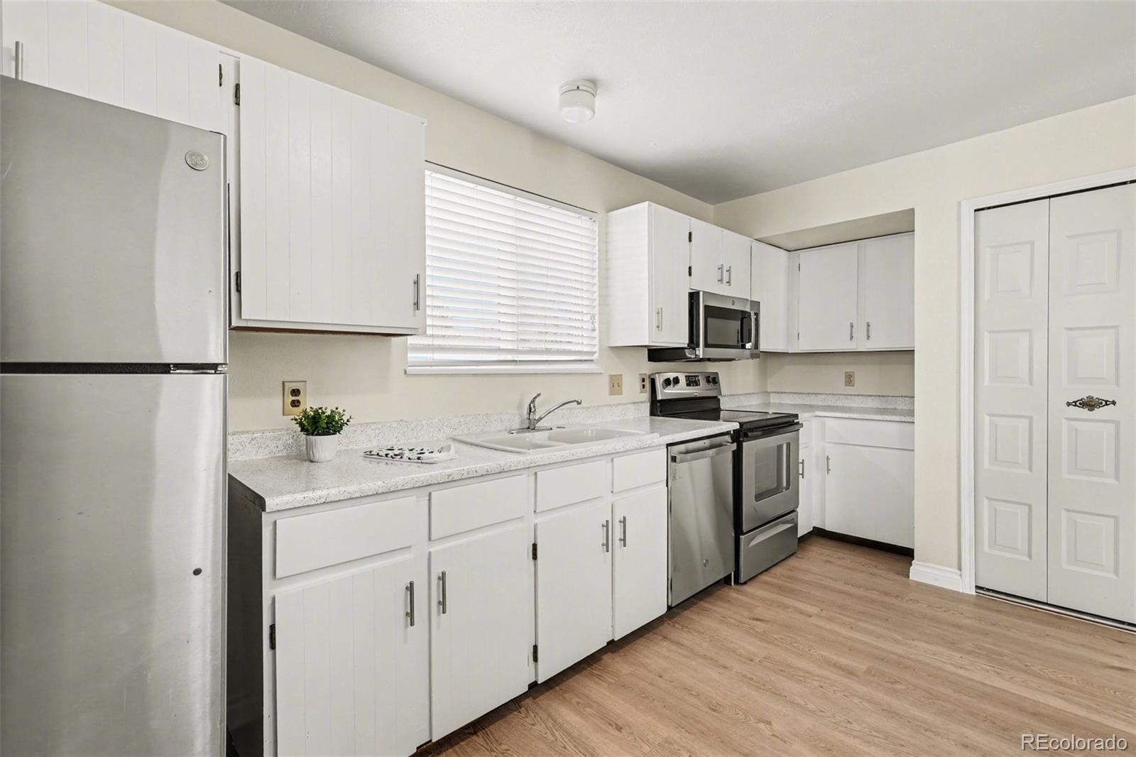 MLS Image #8 for 15922 e rice place b,aurora, Colorado
