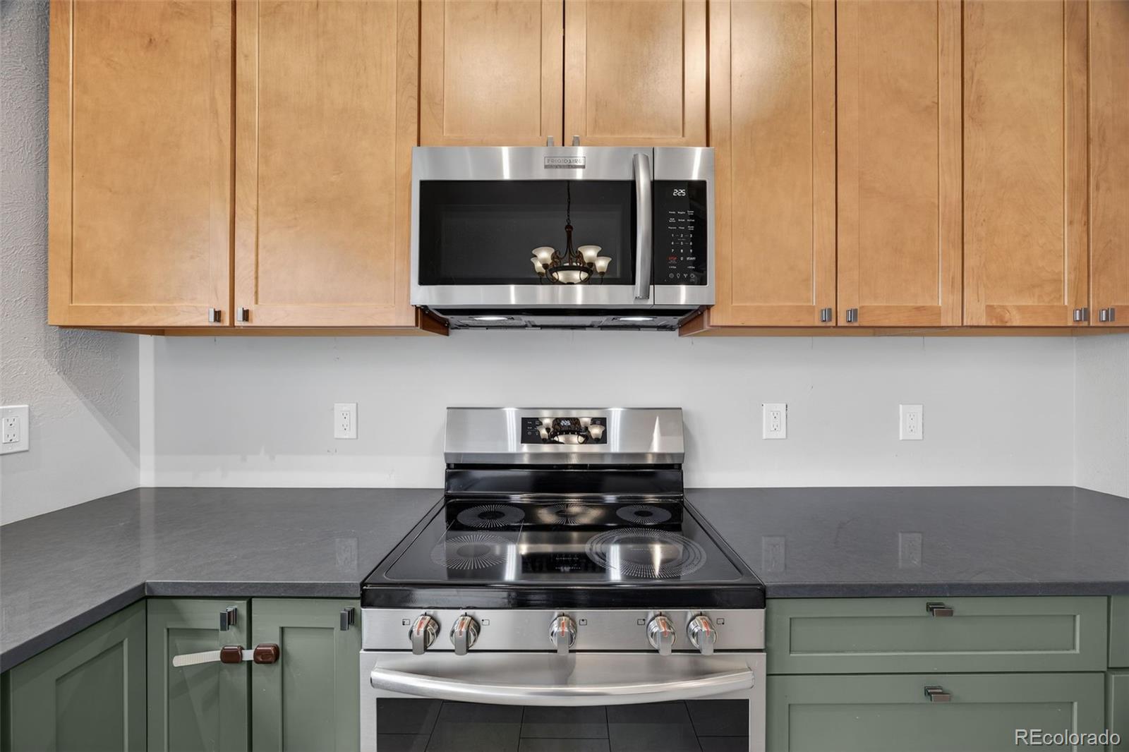MLS Image #9 for 5063 e 112th court,thornton, Colorado